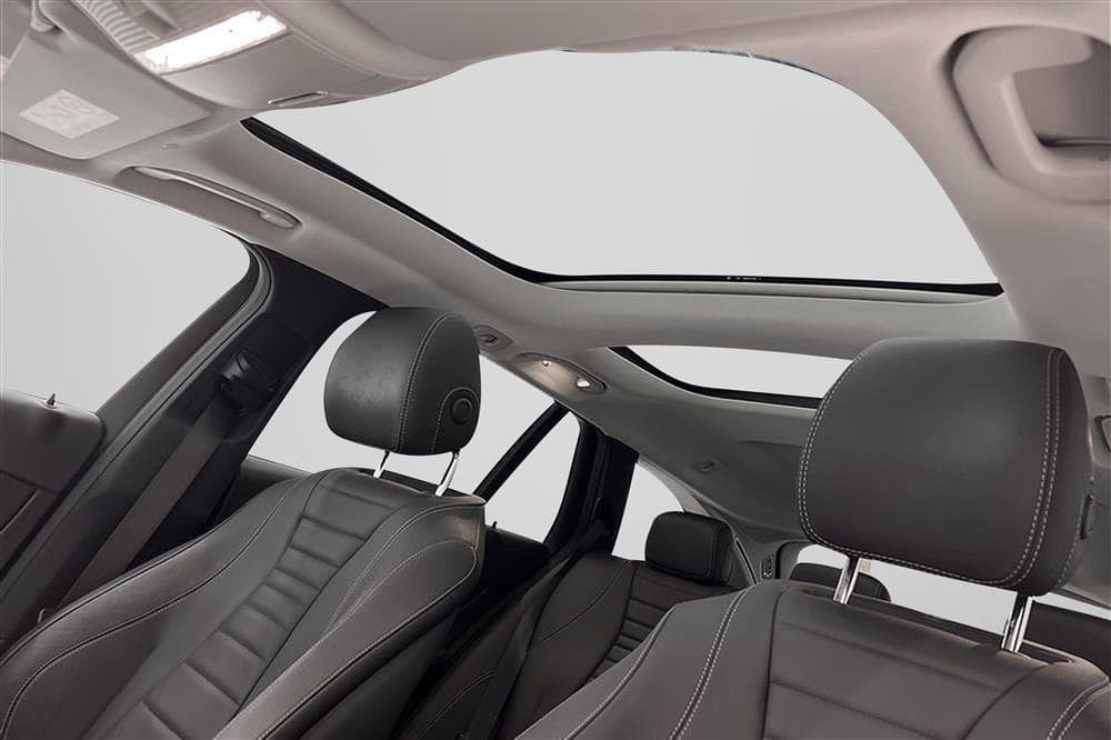 Mercedes-Benz E 220 All-T 4M Widescreen Pano Burmester 360interiör