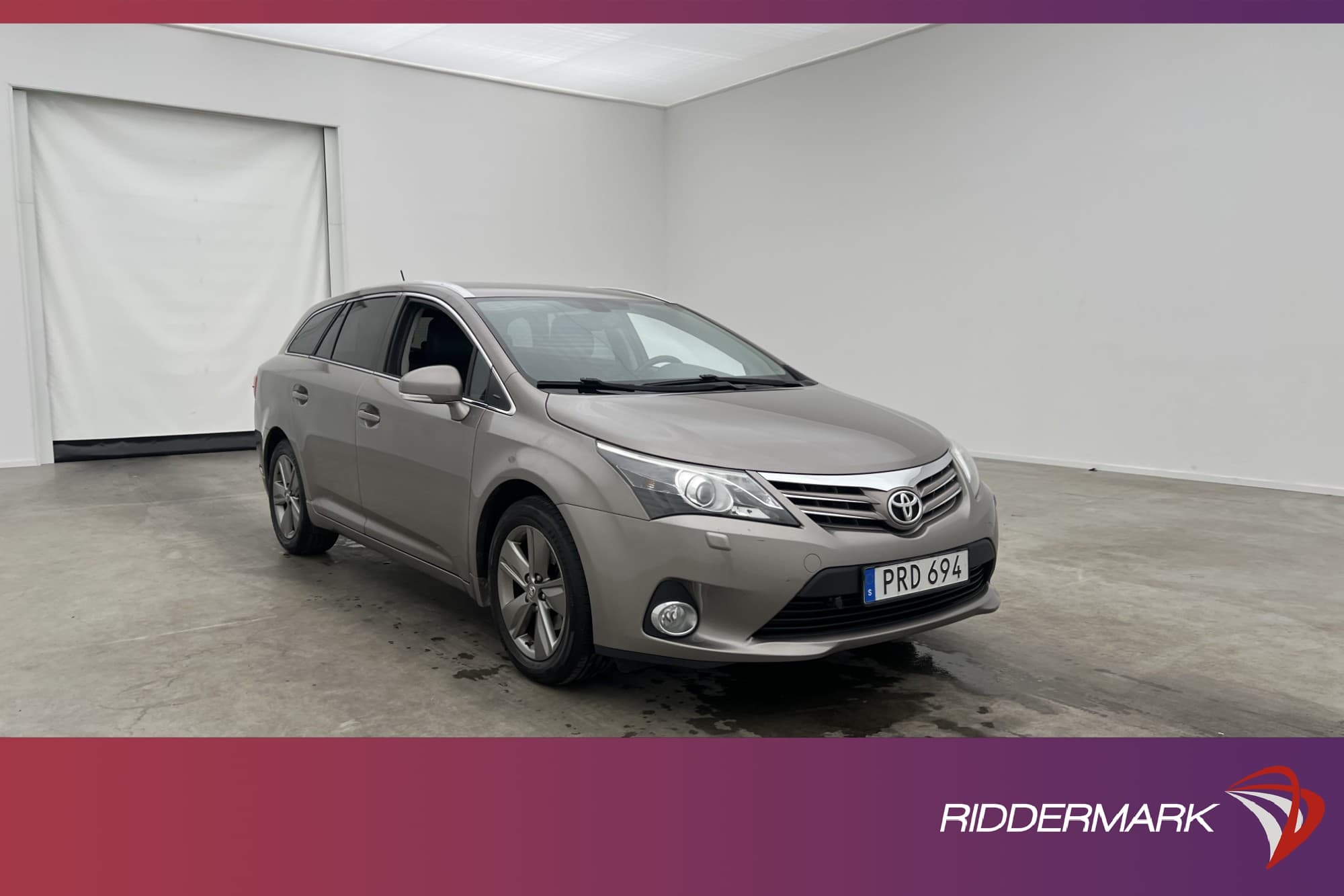 Toyota Avensis Valvematic 147hk