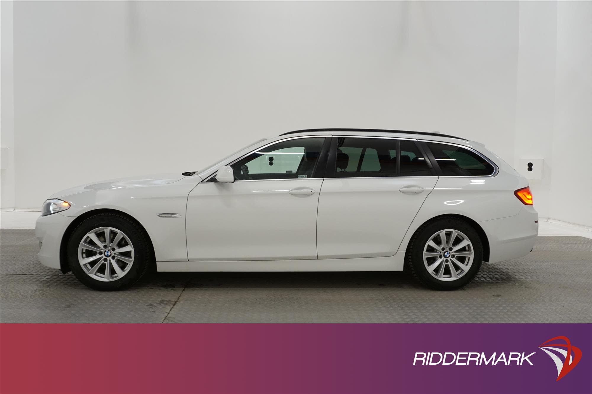 BMW 520d 184hk Touring  Värmare Nyservad PDC 0.45l/mil