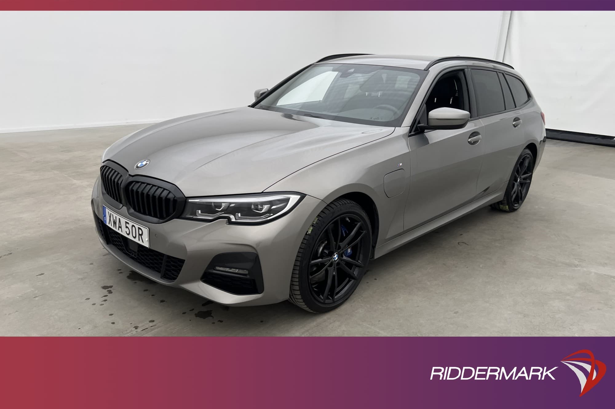 BMW 330e xDrive Touring 292hk