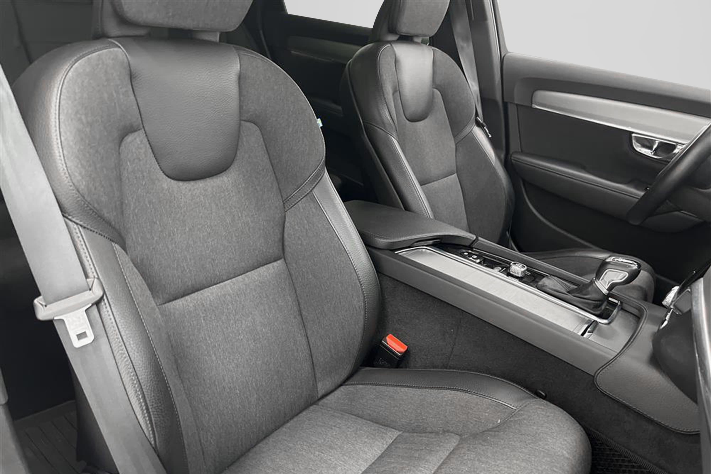 Volvo V90 D4 Cross Country AWD 190hk VOC Värmare Kamera Draginteriör