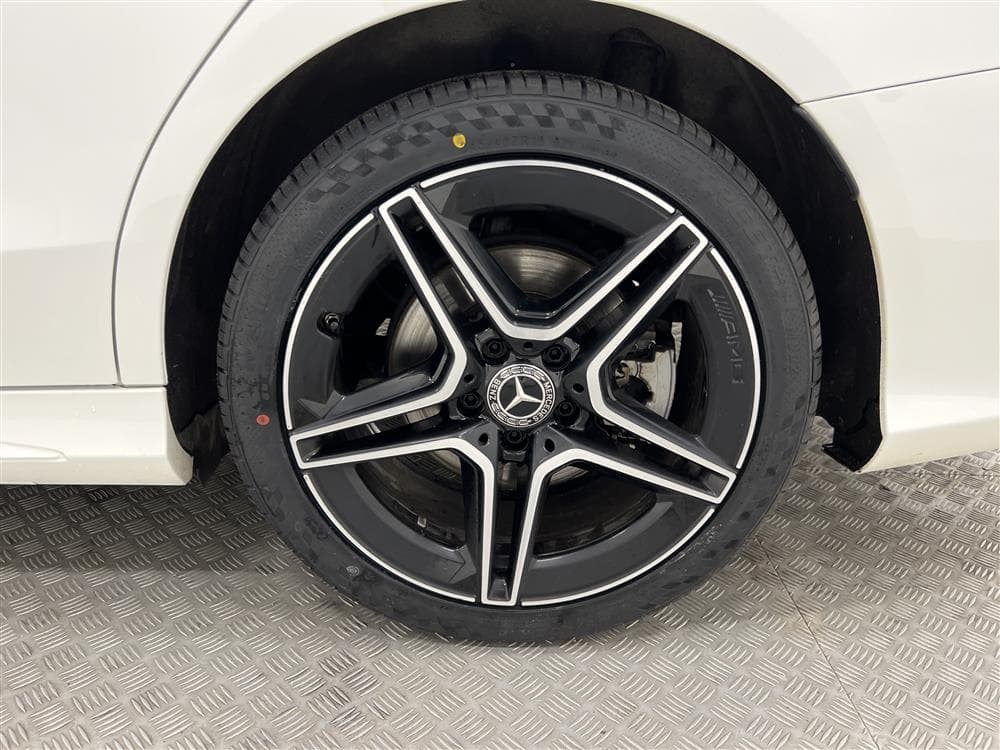 Mercedes-Benz C 200d 160hk AMG Pano Värmare Kamrera Navi