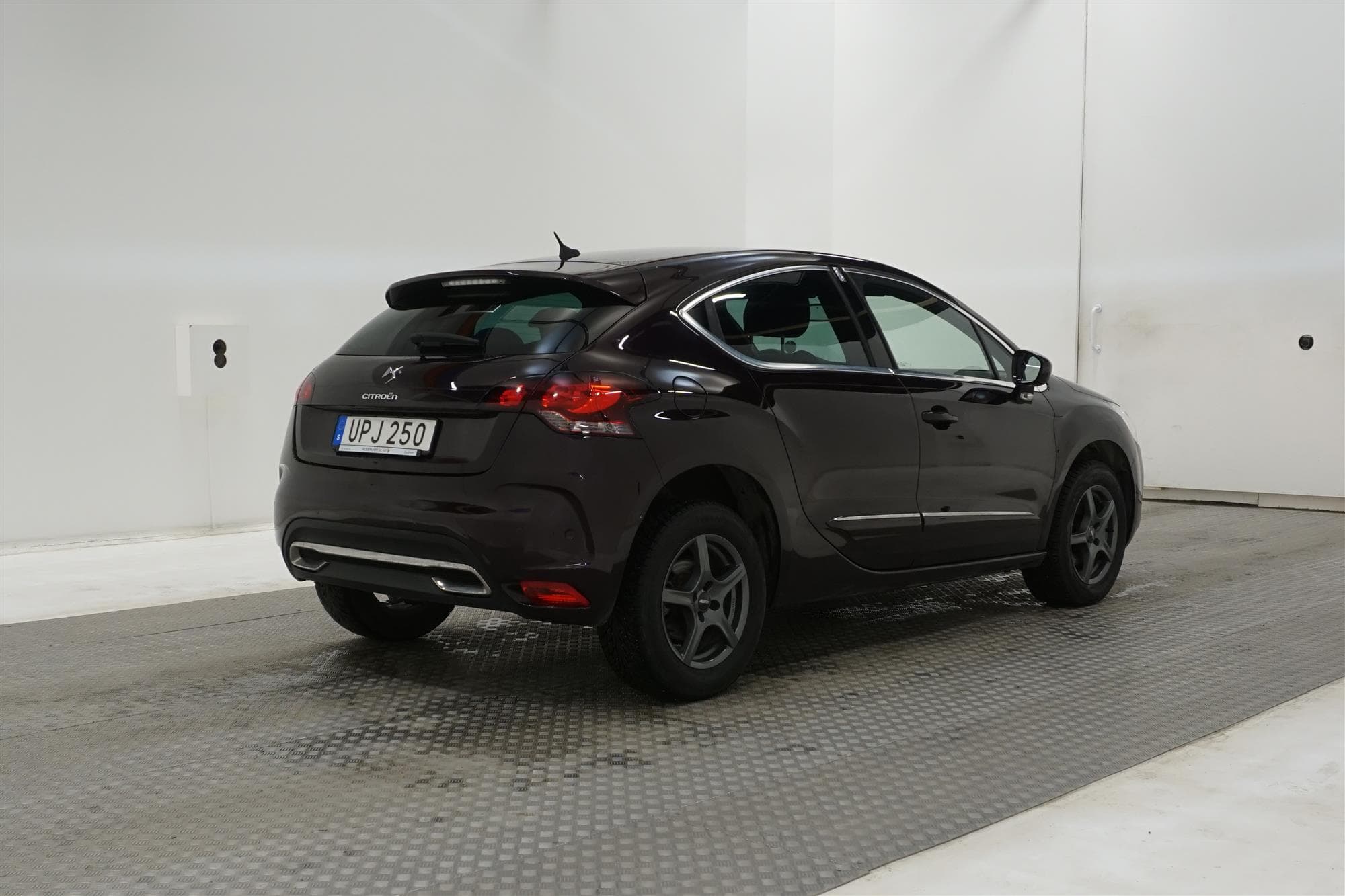 Citroën C4 1.2 e-THP 130hk Låg Skatt 0,52L/mil