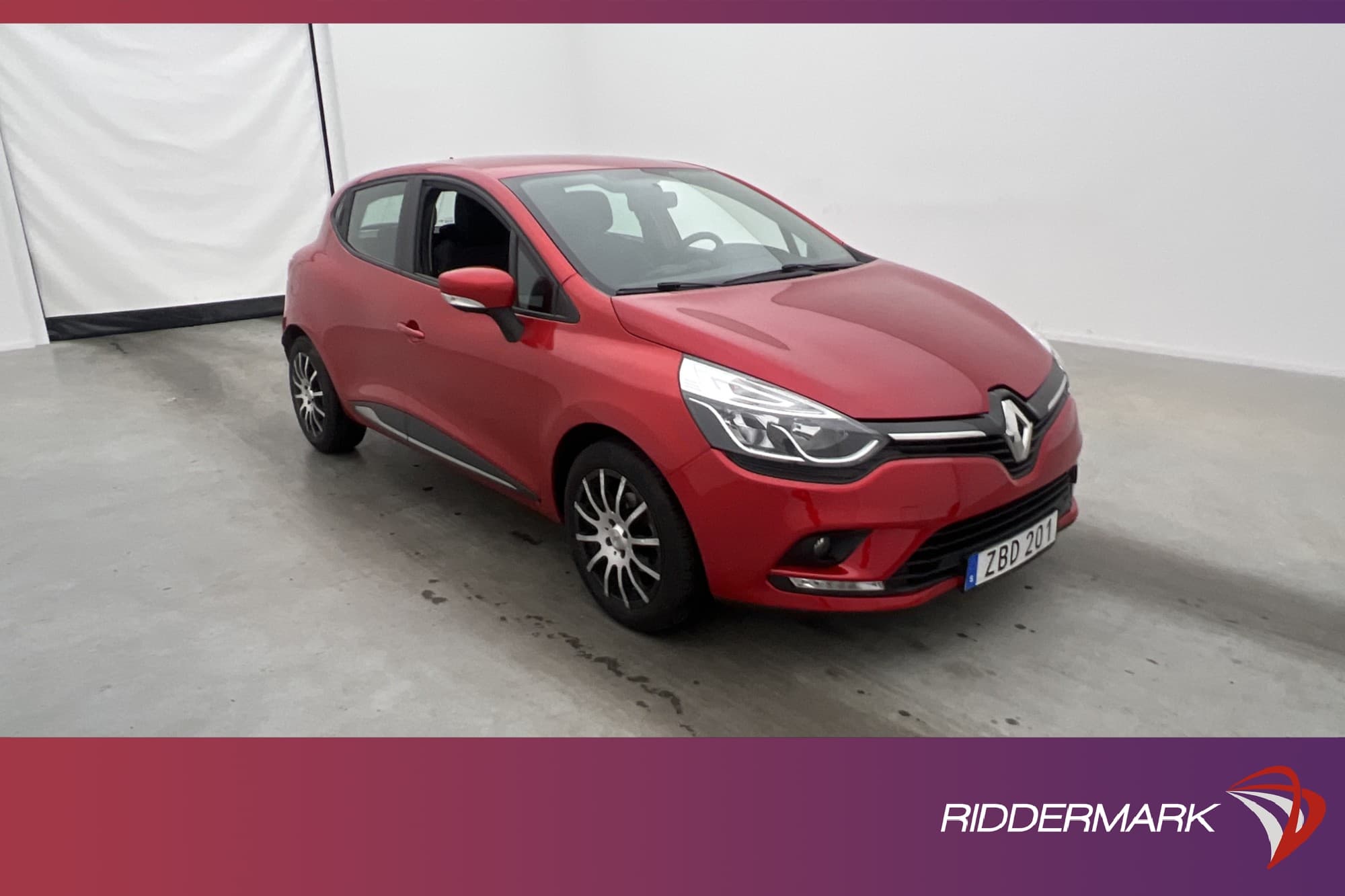 Renault Clio TCe 90hk