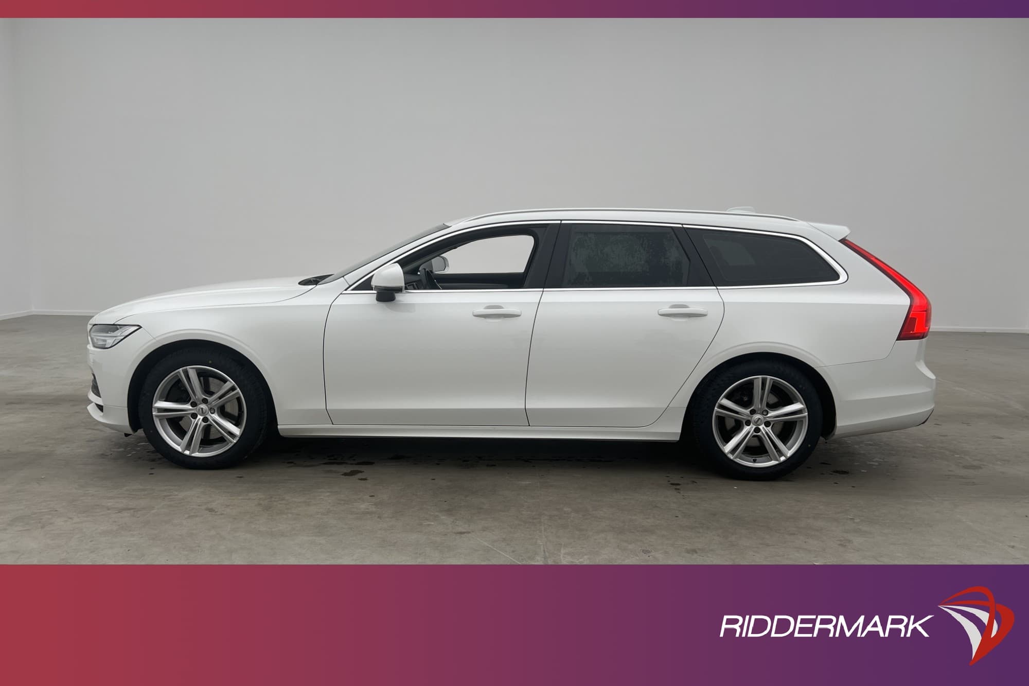 Volvo V90 T4 190hk Momentum