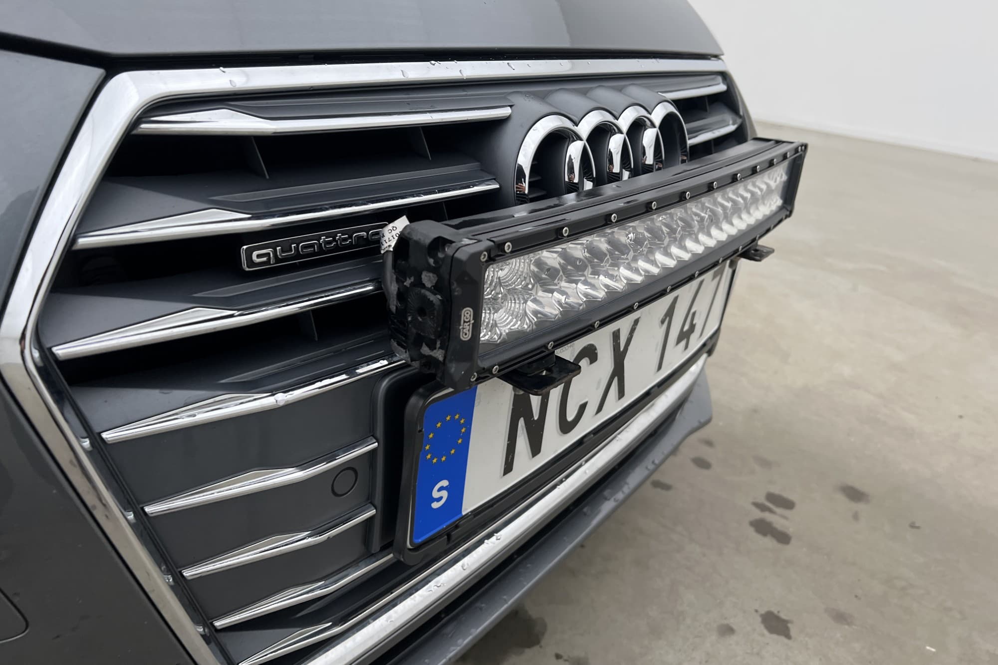 Audi A4 Avant TDI Q 190hk S-Line Värmare Navi Sensorer Drag