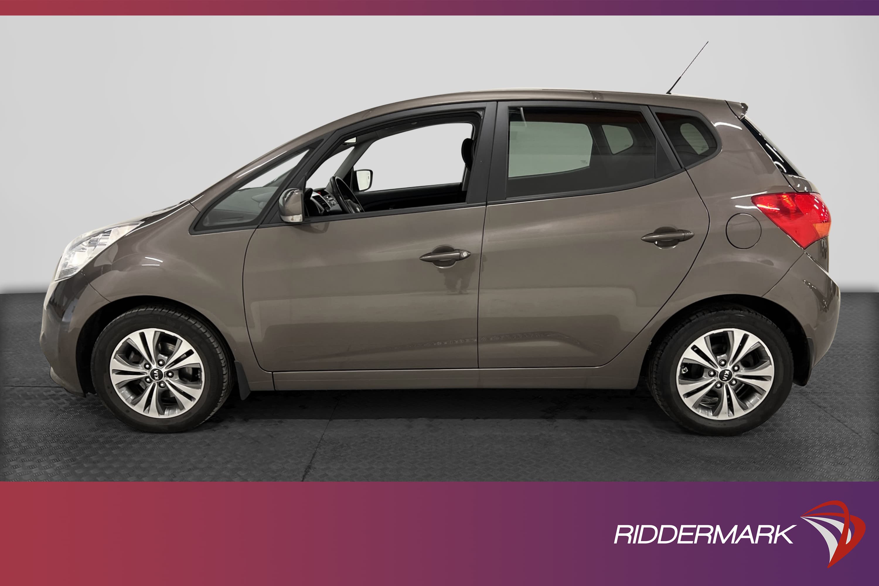 Kia Venga 1.4 CRDi 90hk Kupévärmare P-sensorer Rattvärmare