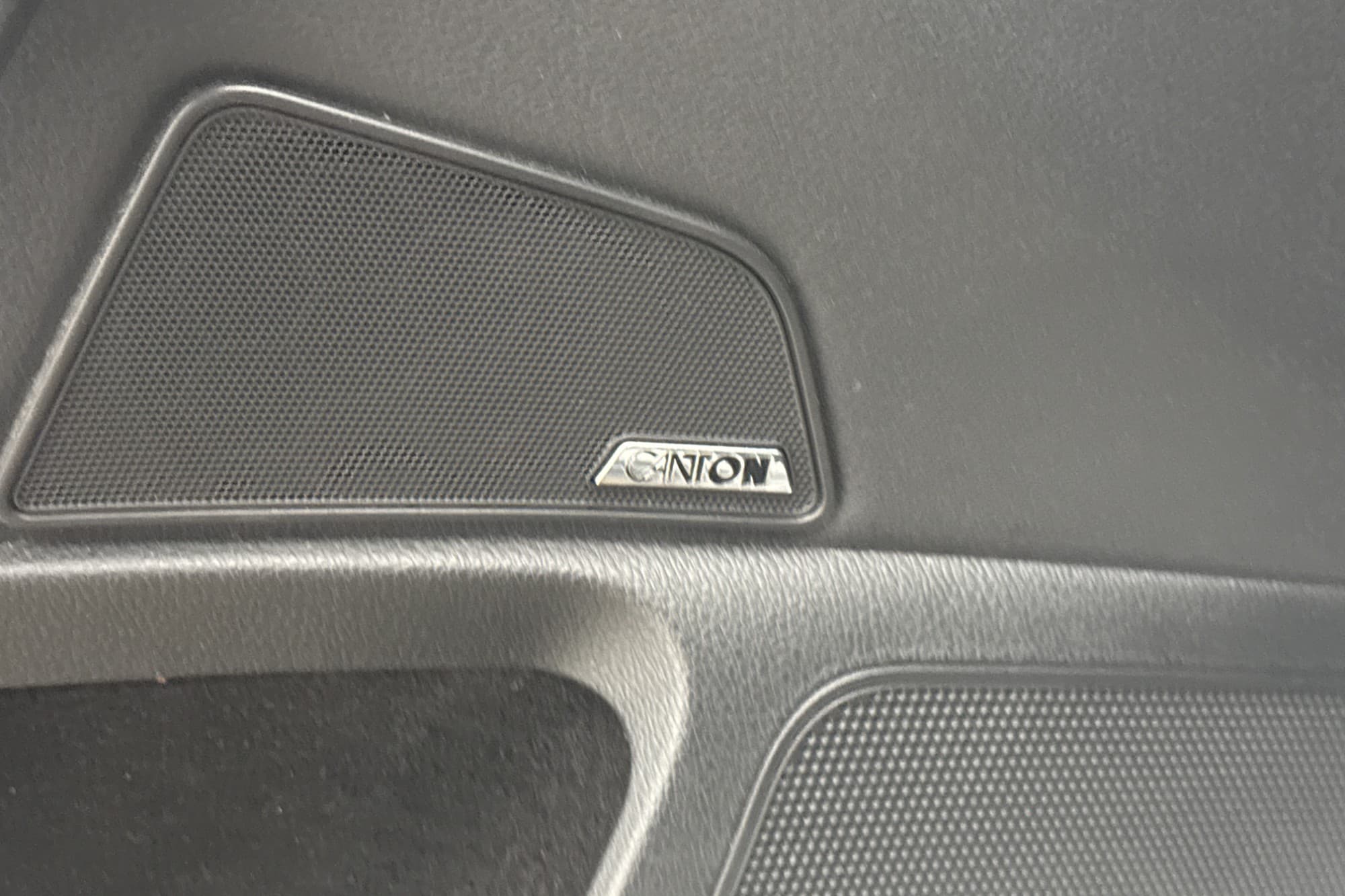 Skoda Superb 1.5 TSI Business P-Värmare Cockpit Canton Drag