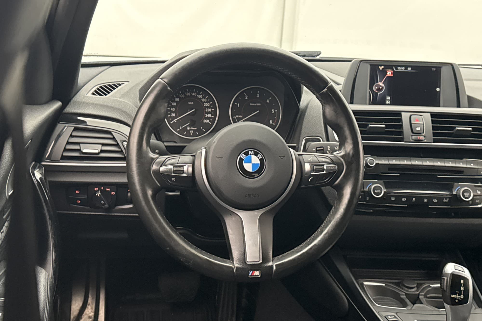 BMW 120 d xDrive 190hk M Sport P-Sensorer