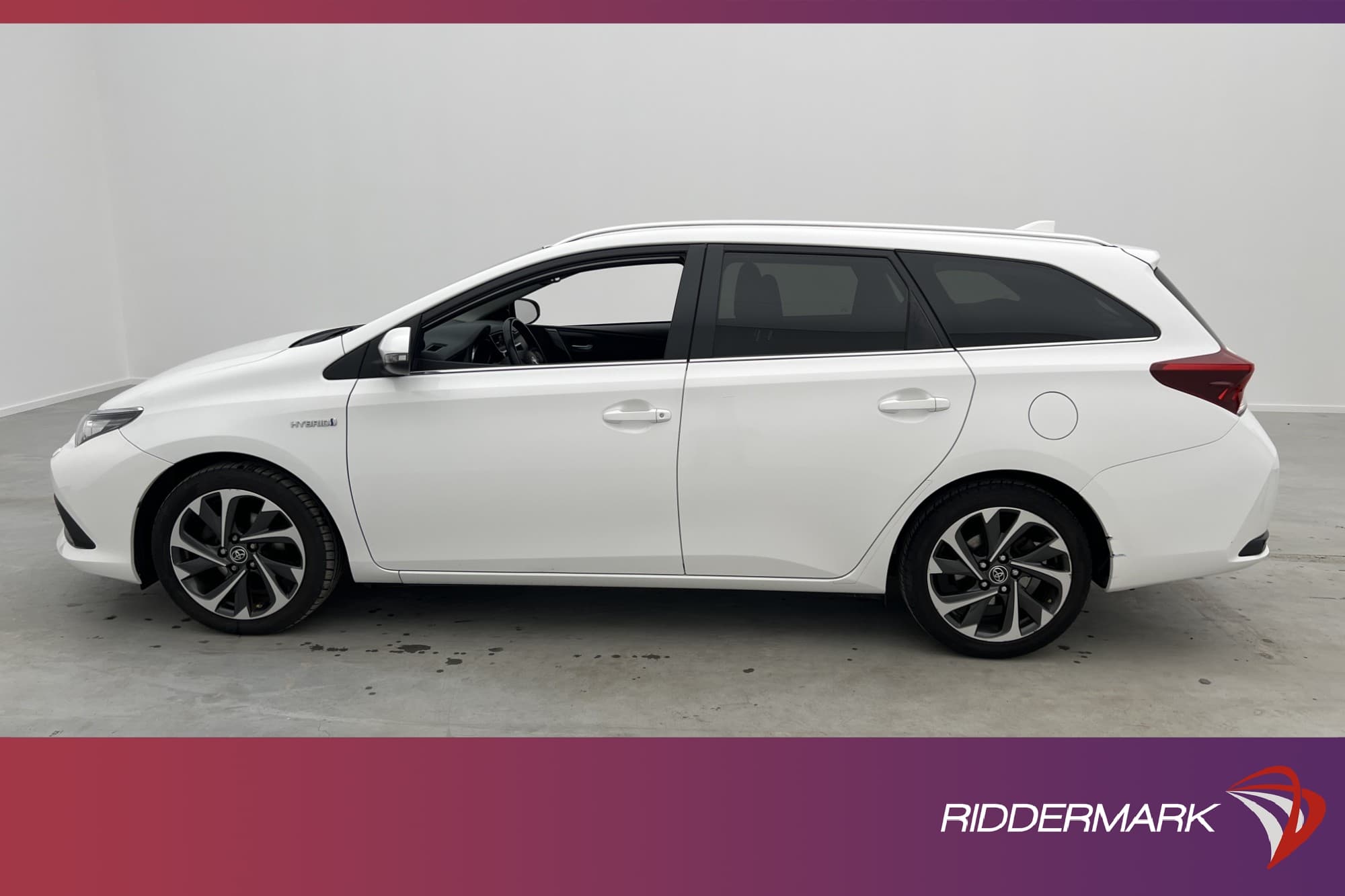 Toyota Auris TS Hybrid