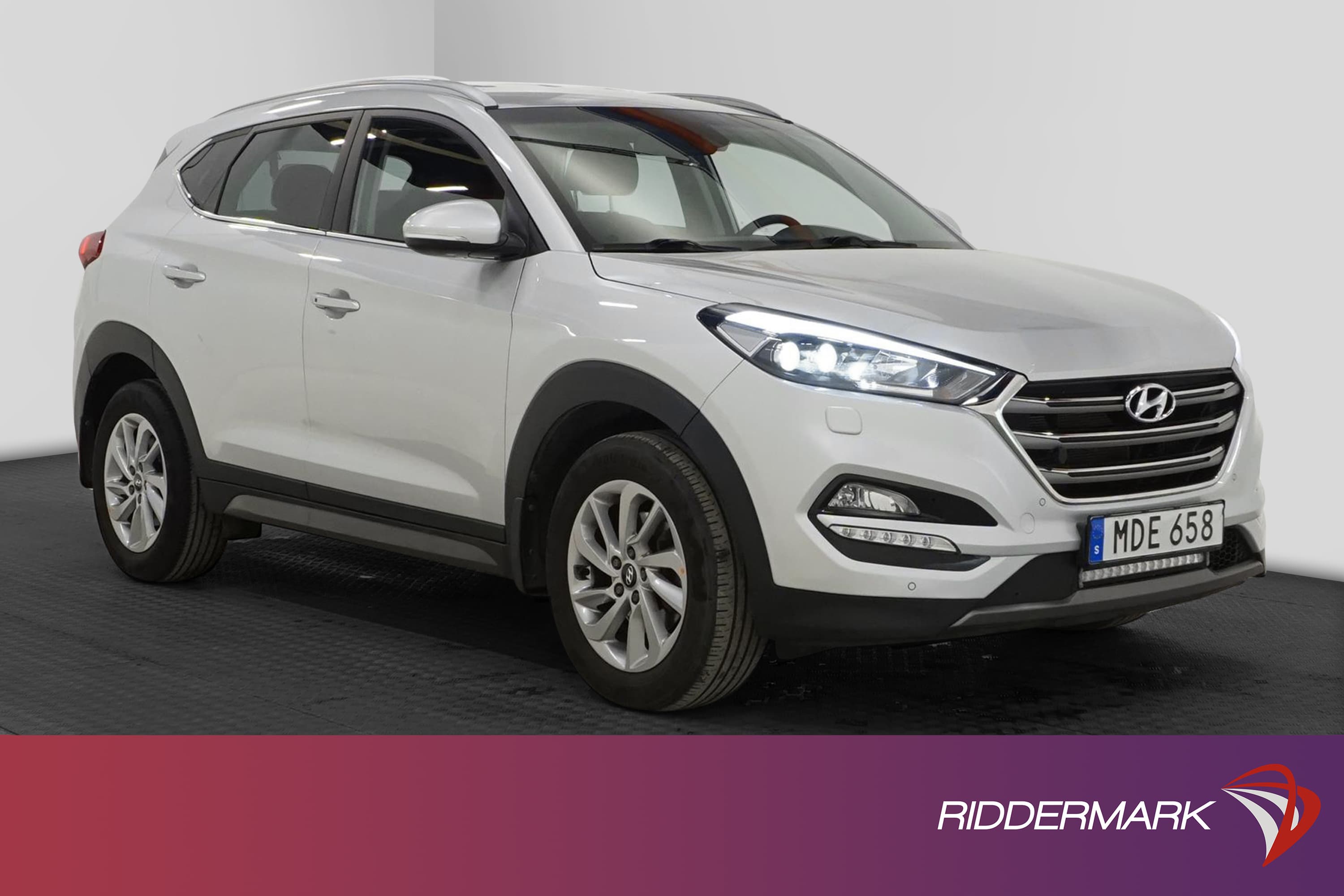 Hyundai Tucson 1.6 T-GDI 4WD 177hk Kamera Navi Välservad