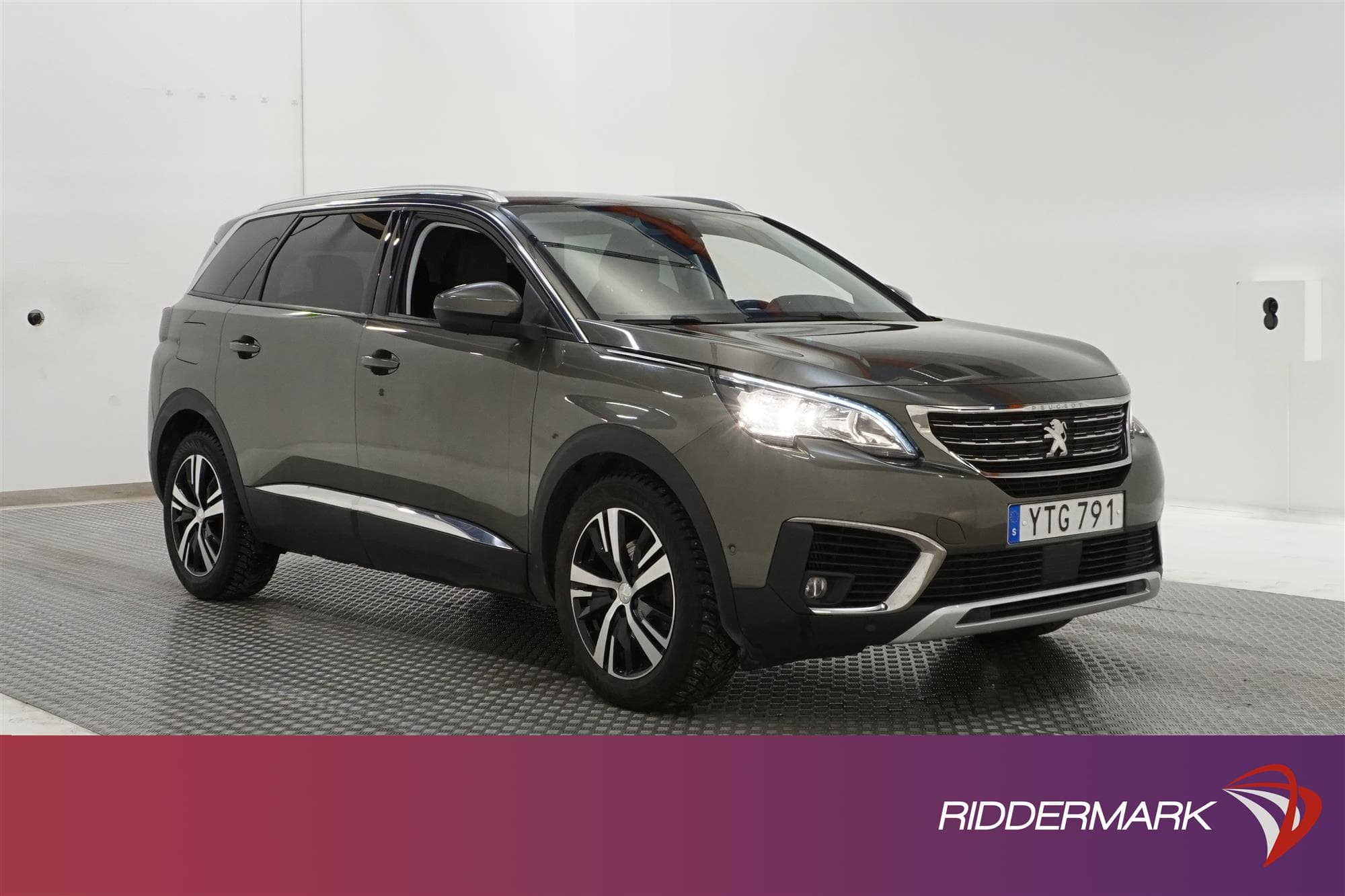 Peugeot 5008 1.2 PureTech 130hk Allure