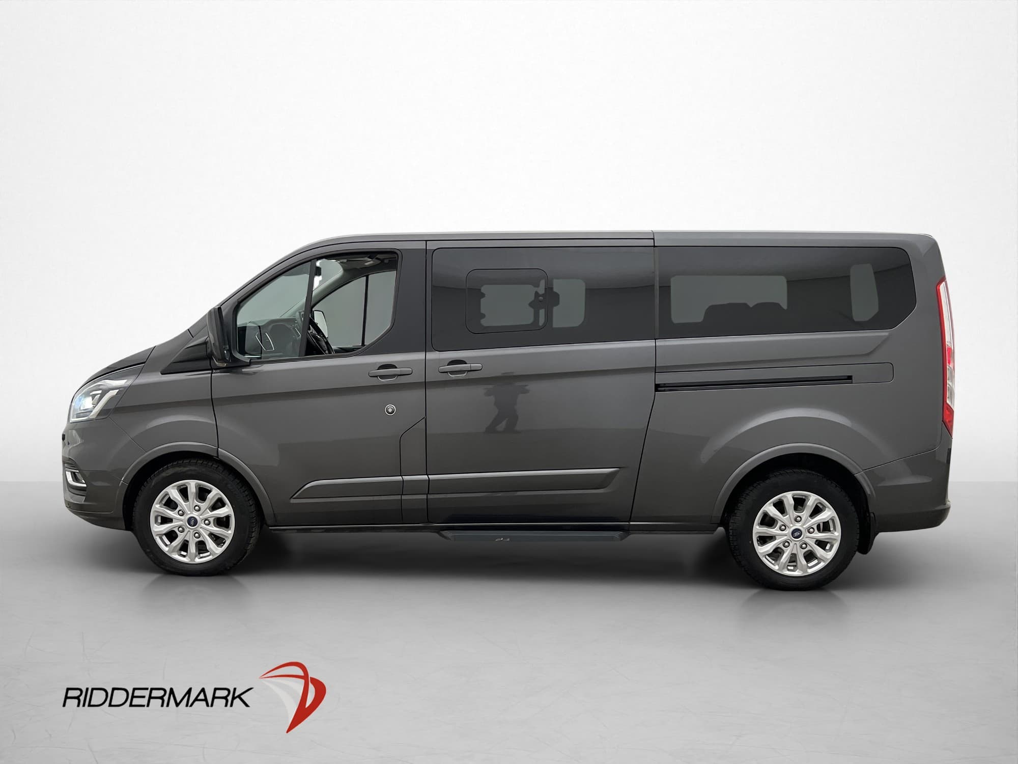 Ford Tourneo Custom Titanium 9-Sits D-Värm Kamera Drag Moms