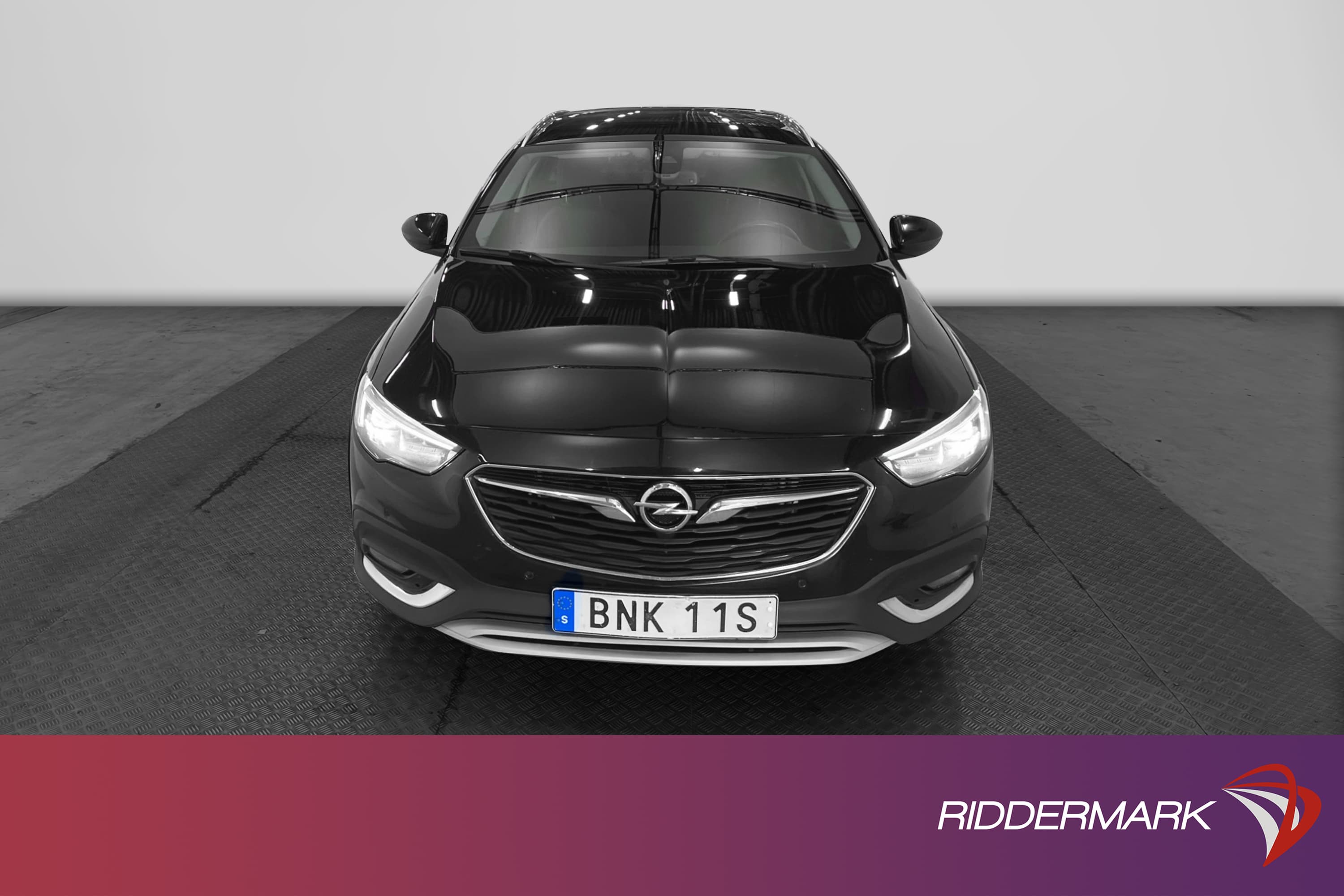 Opel Insignia CT 4x4 210hk Business Värmare Kamera BOSE Drag