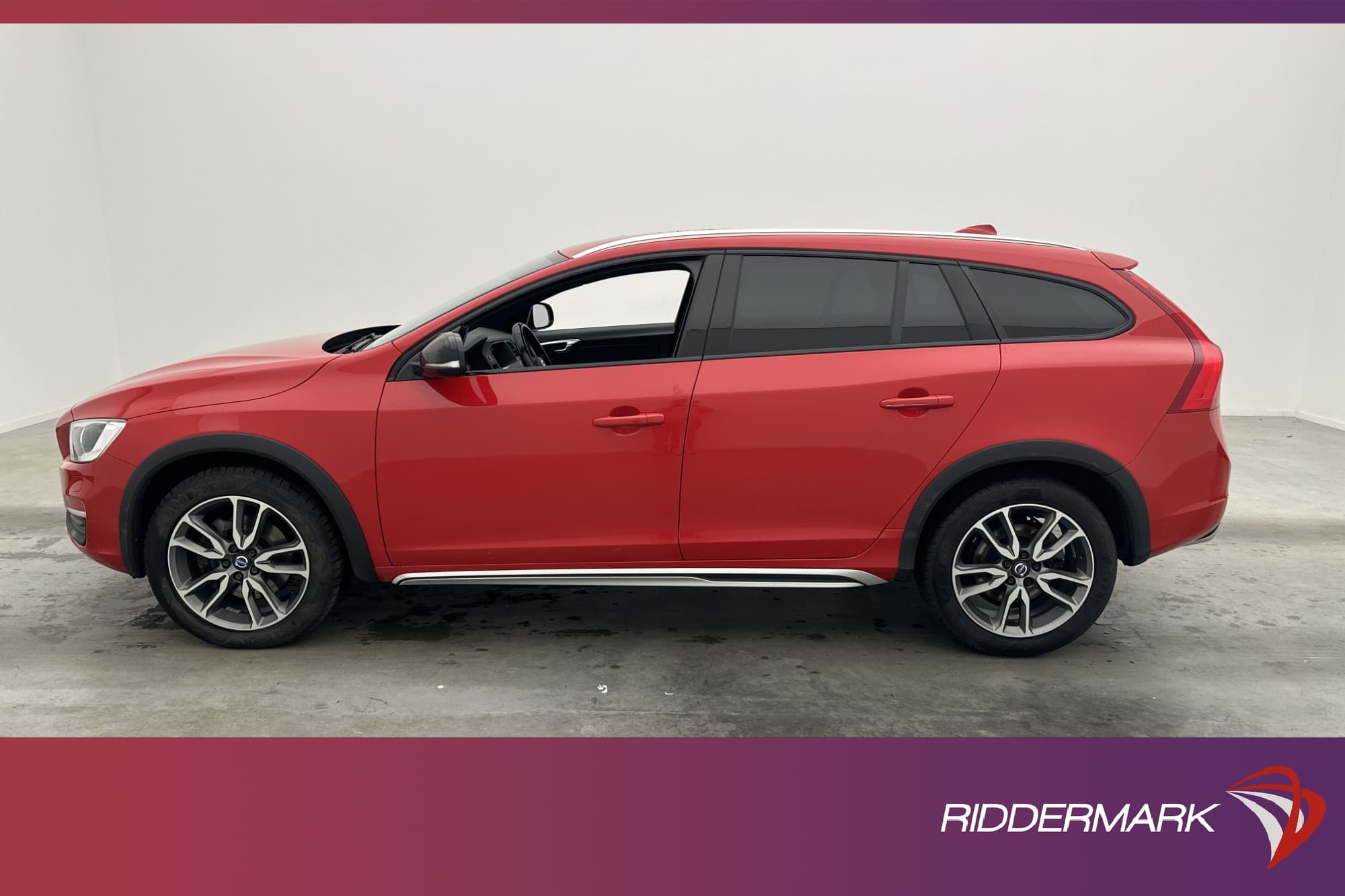 Volvo V60 Cross Country D4 AWD Classic Summum