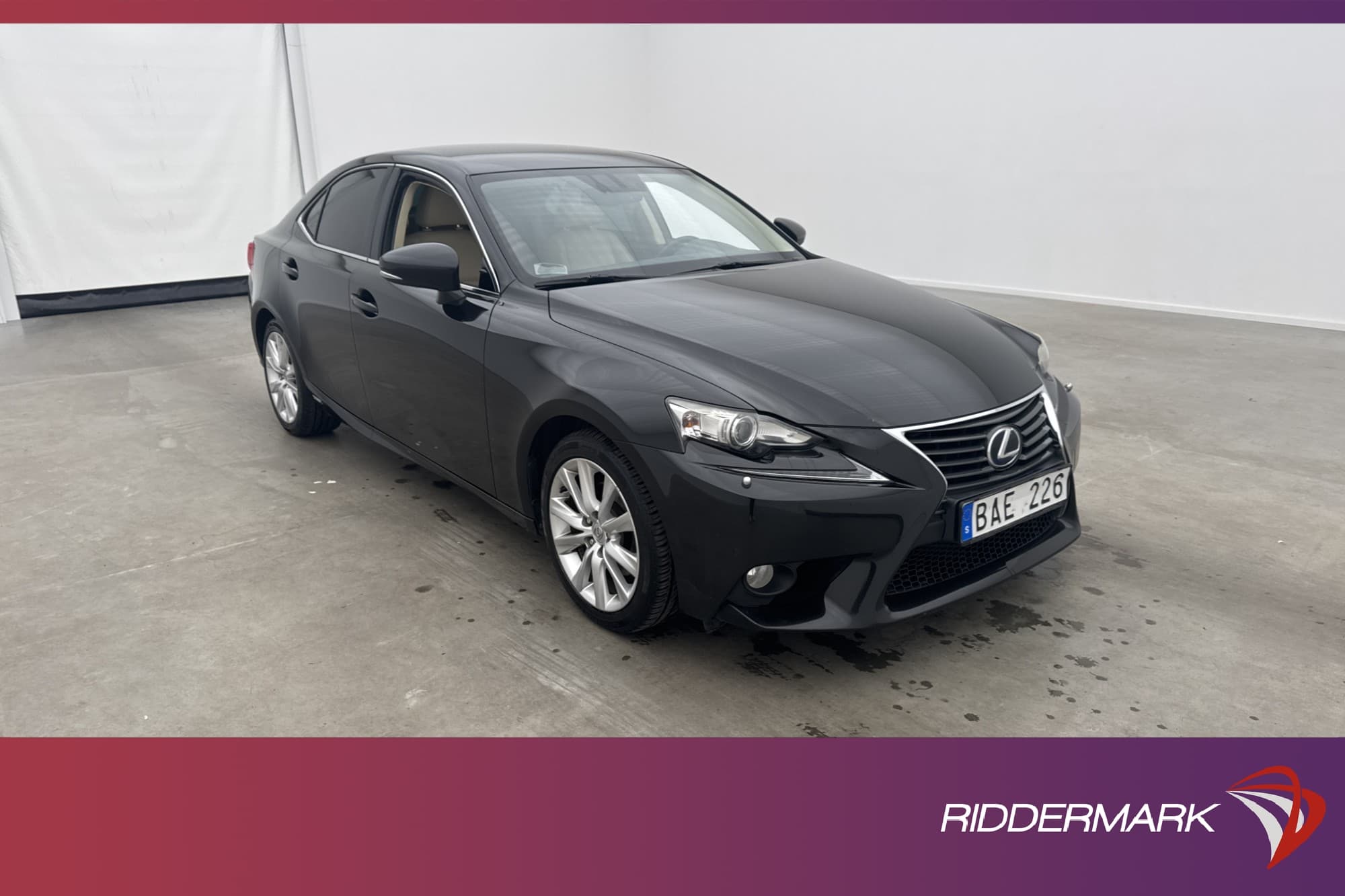 Lexus IS 300h 2.5 CVT 223hk Executive Navi Kamera Skinn