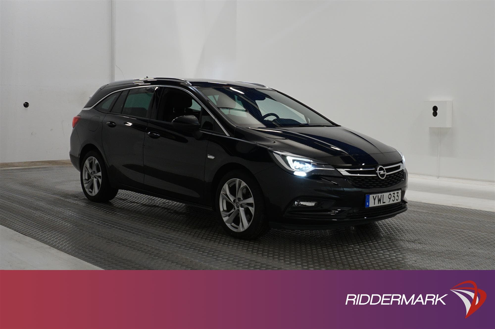 Opel Astra 1.6 200hk