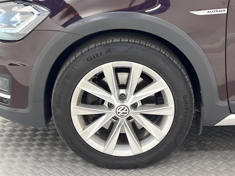 Volkswagen Golf Alltrack 2.0 TDI 4M D-Värm B-Kamera Draginteriör