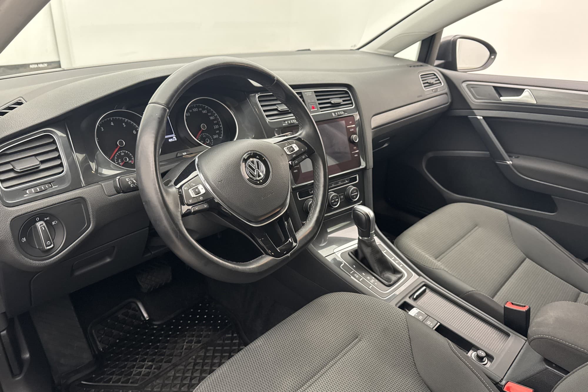 Volkswagen Golf 1.0 TSI 110hk Adaptiv-Fart CarPlay