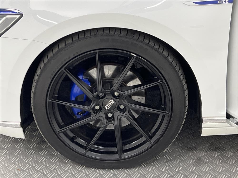 Volkswagen Passat GTE 218hk Executive Business Drag Skinninteriör