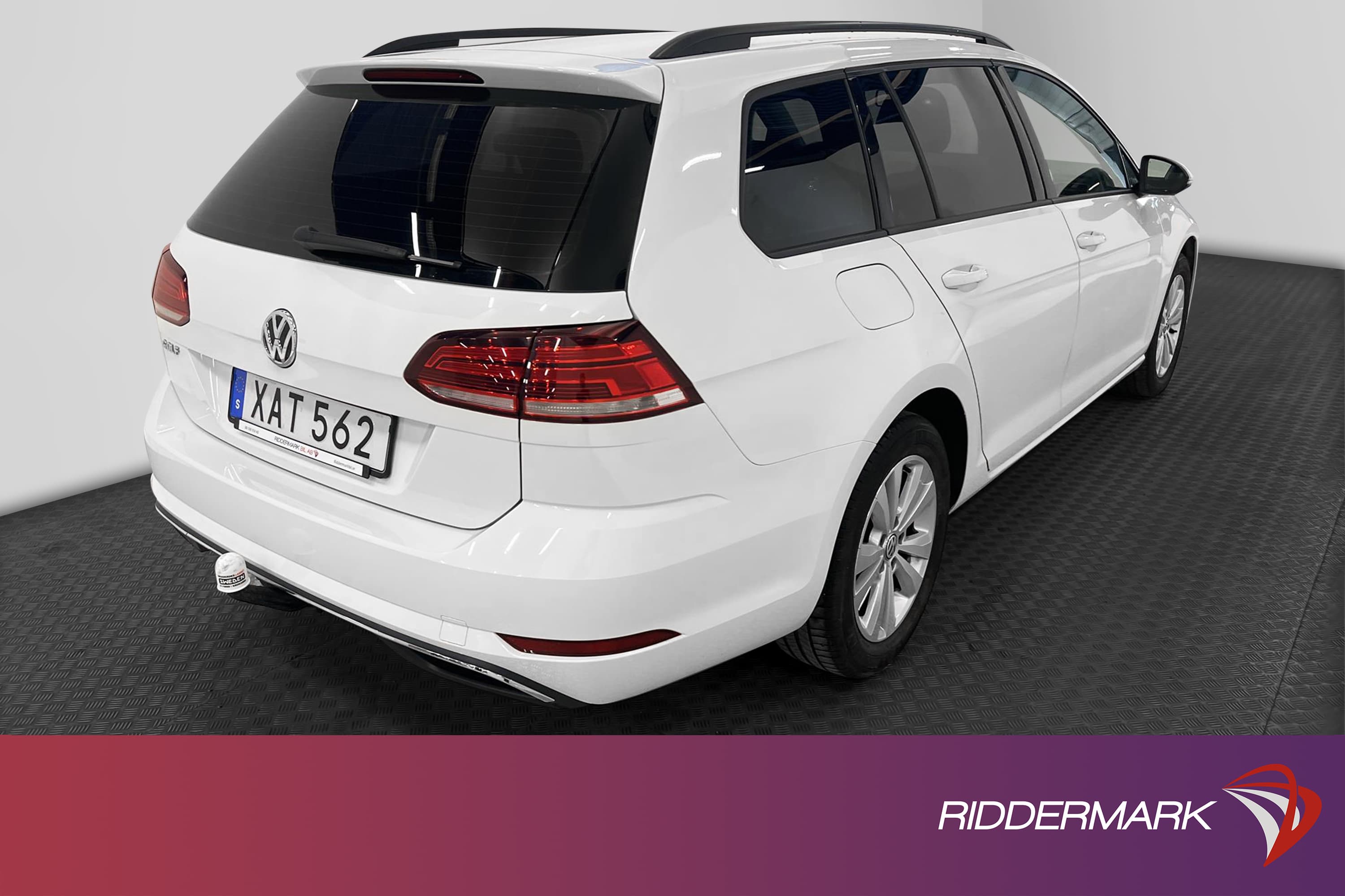Volkswagen  Golf SC 1.0 TSI DSG 110hk Dragkrok Carplay