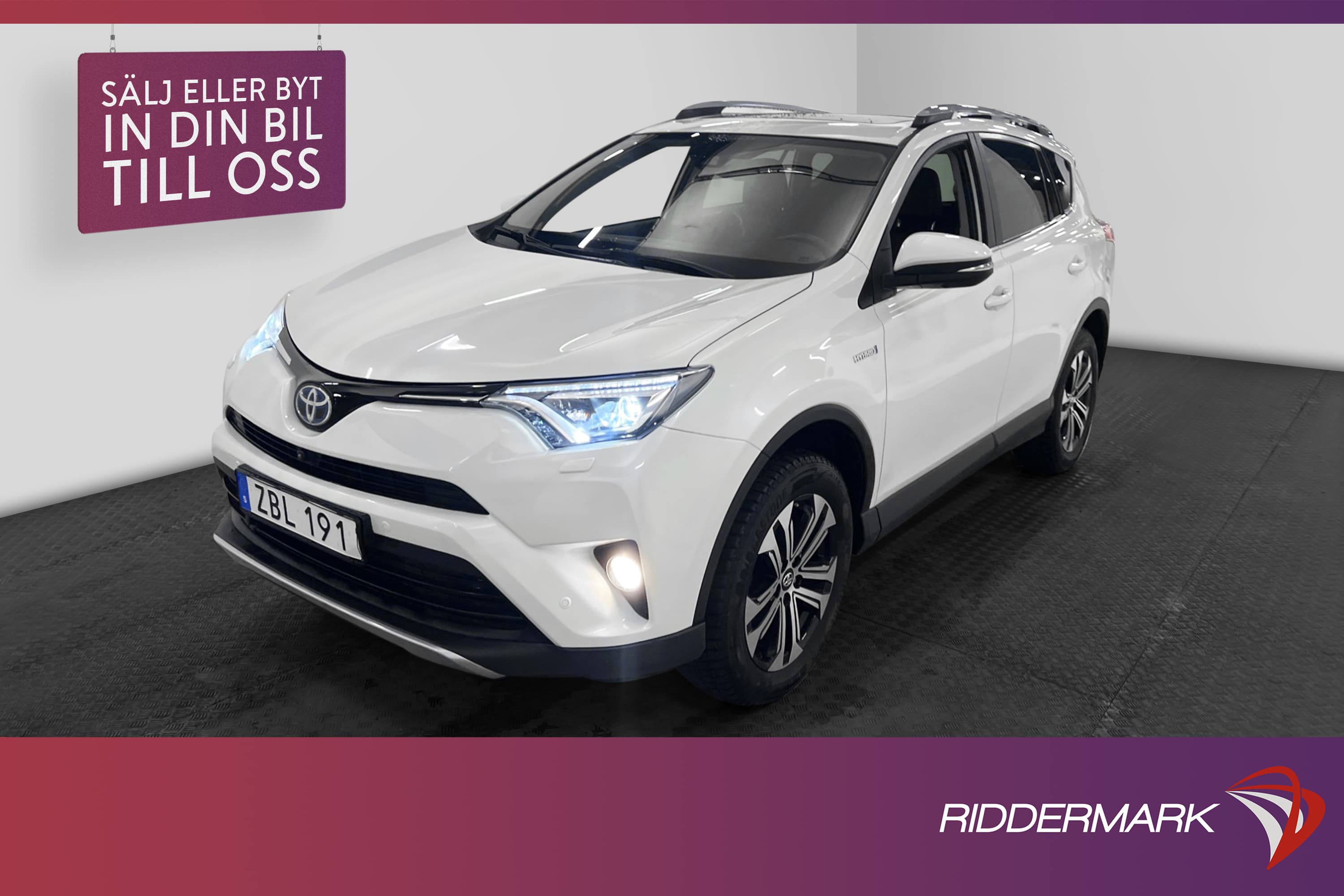 Toyota RAV4 Hybrid AWD 197hk