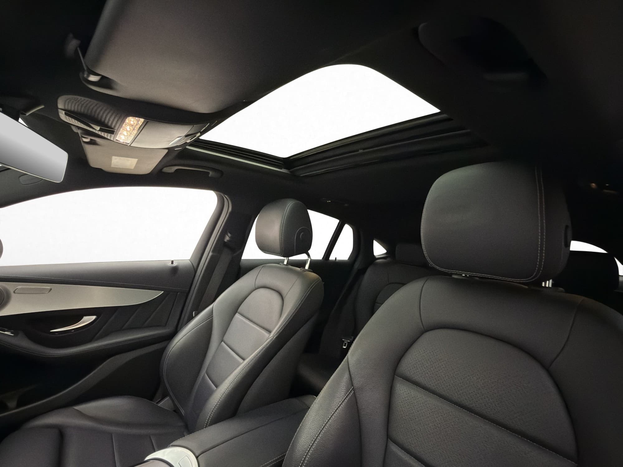 Mercedes-Benz GLC 300 e Coupé 4M AMG Taklucka Burm HUD