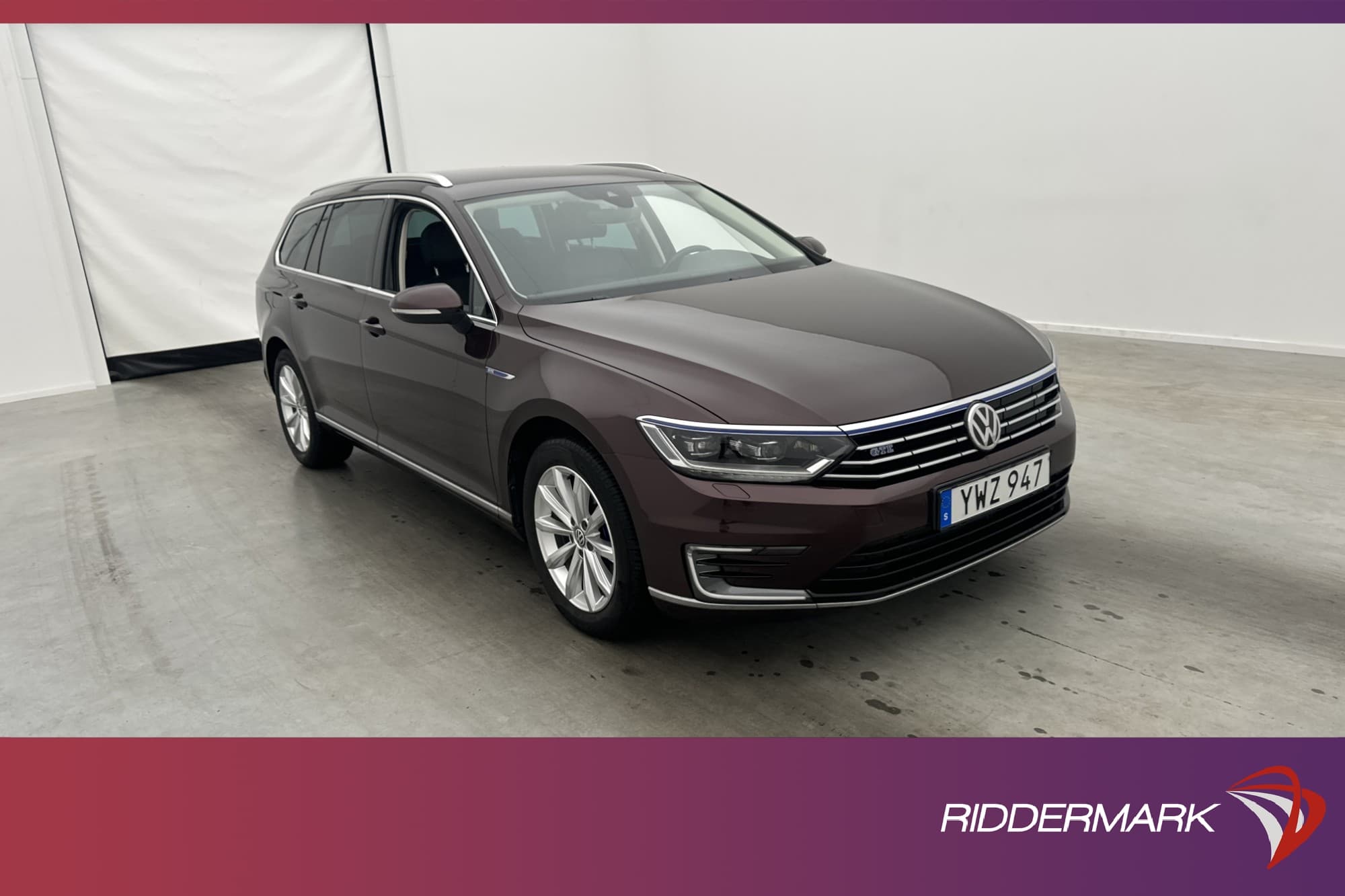 Volkswagen Passat GTE 218hk
