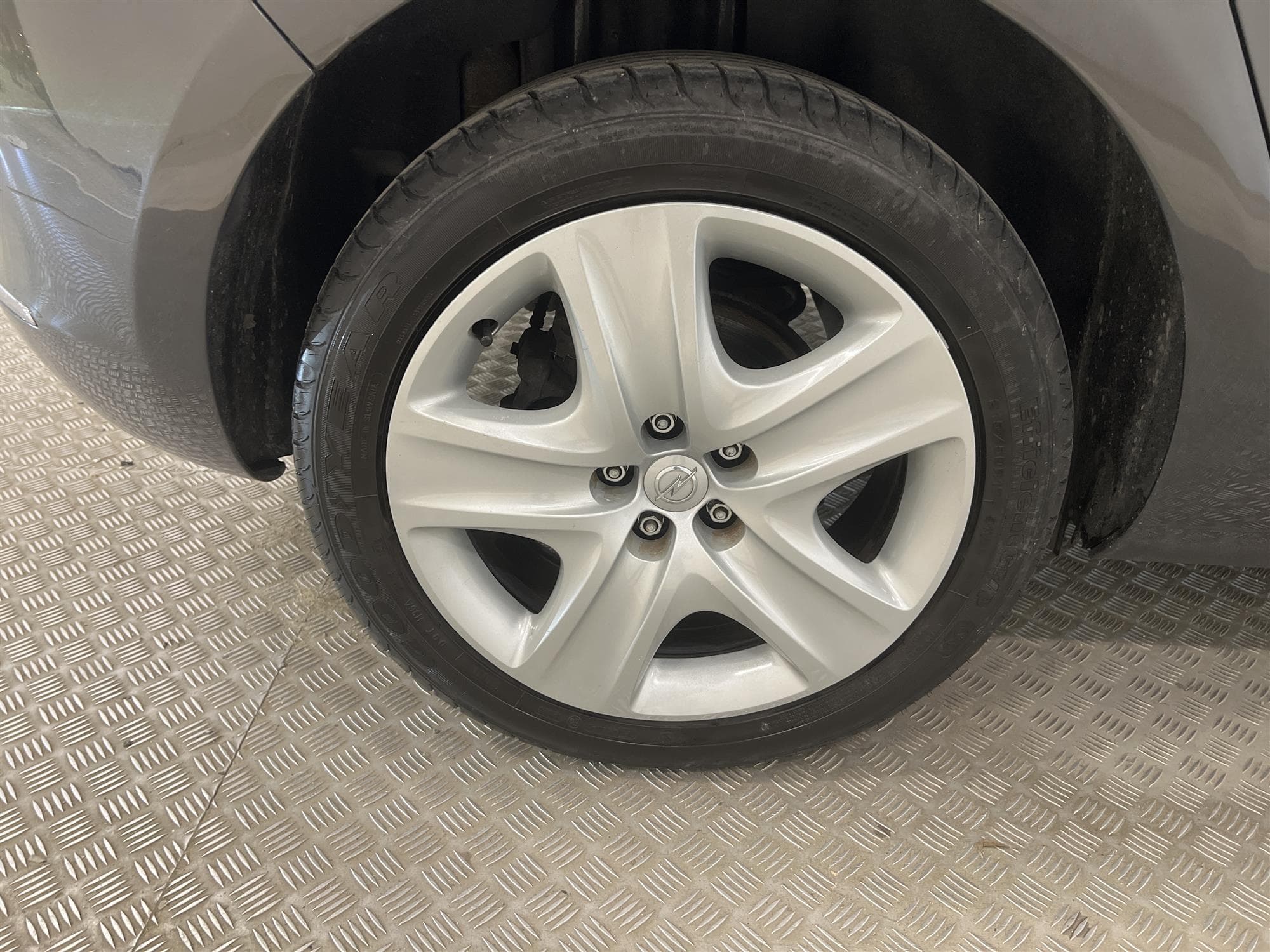 Opel Astra 1.6 115hk 2 Brukare Låg Skatt Nyservad