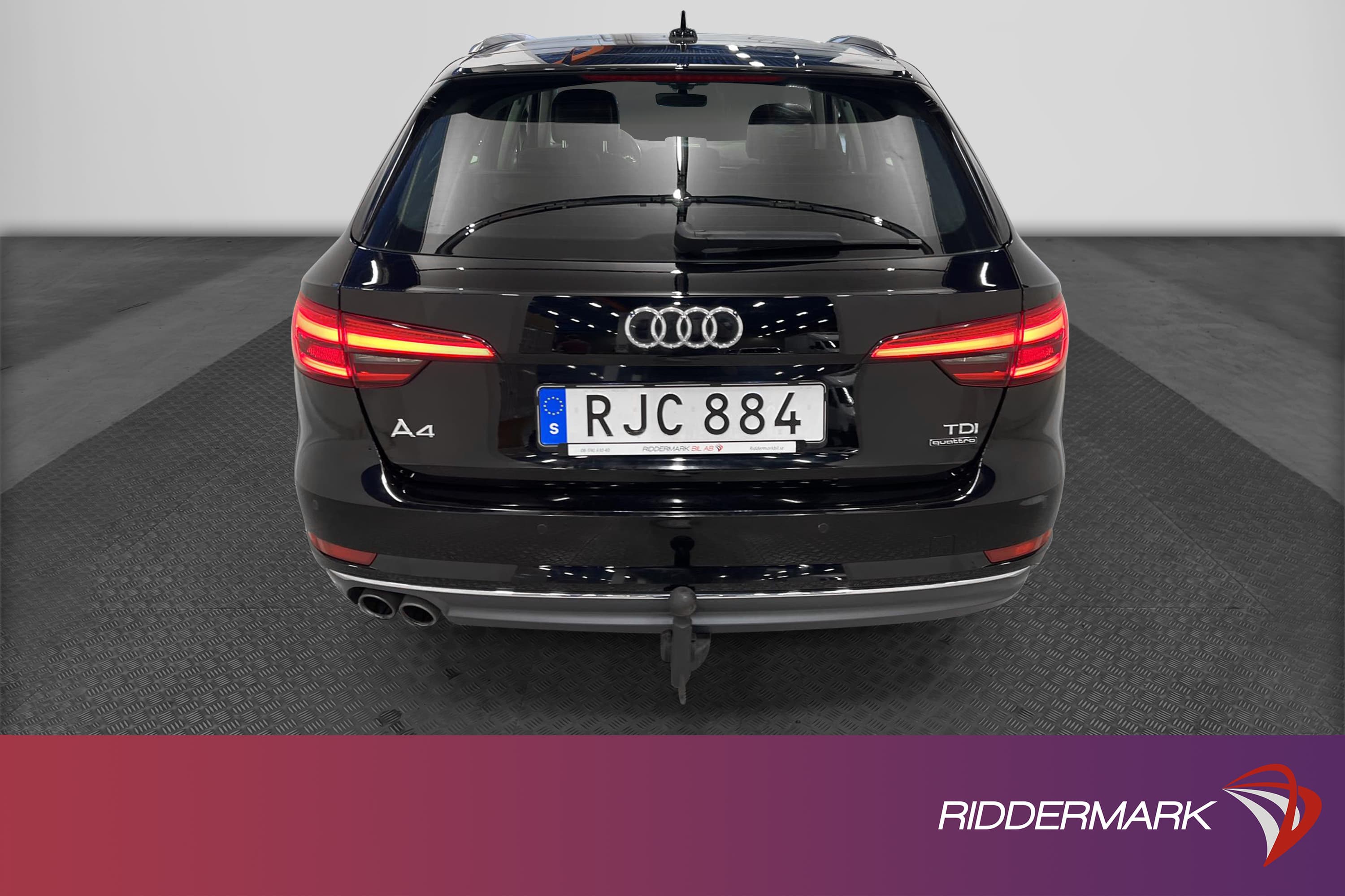 Audi A4 2.0 TDI Quattro 190hk D-Värmare Drag Audi Connect 