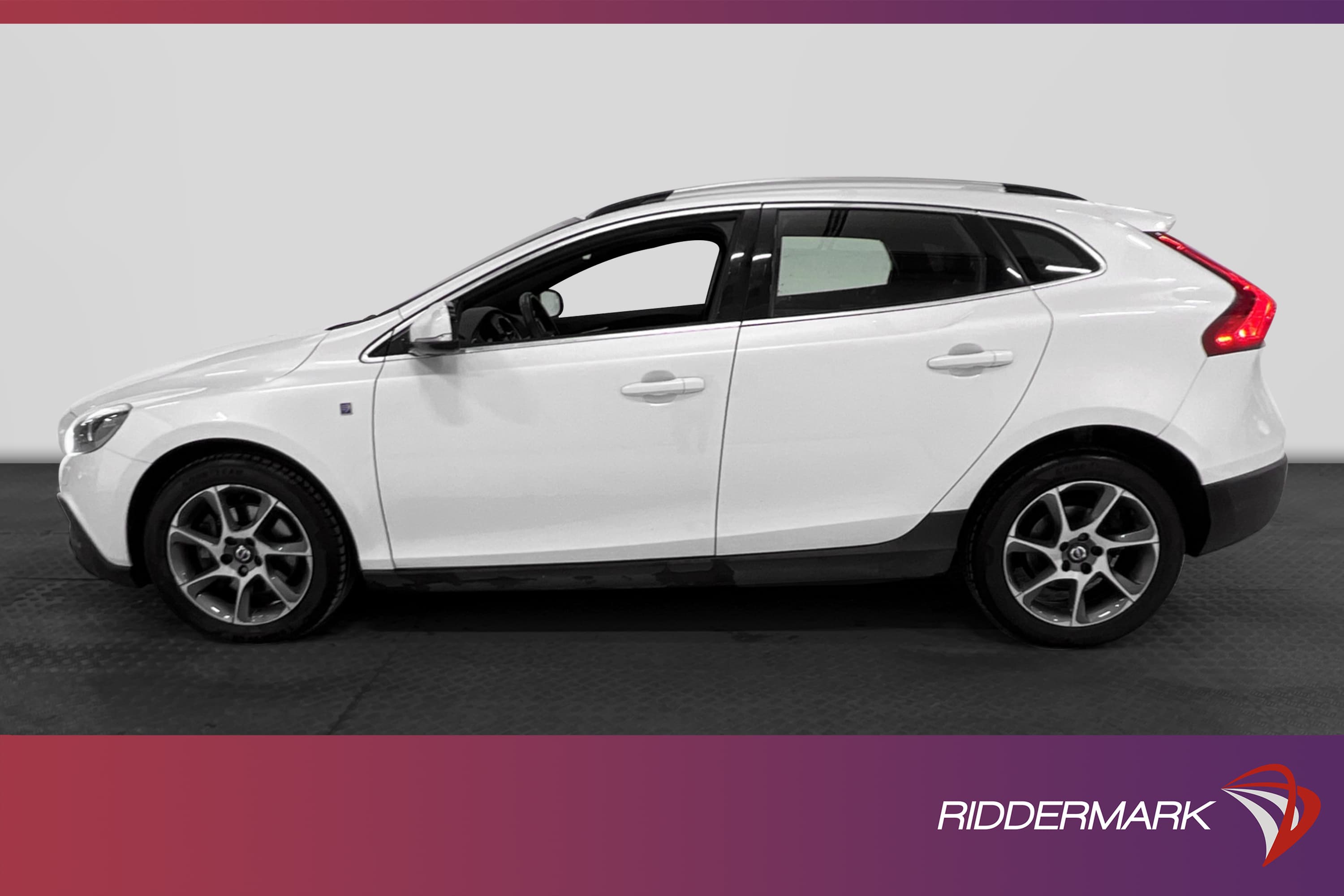 Volvo V40 Cross Country D2 120hk Ocean Race
