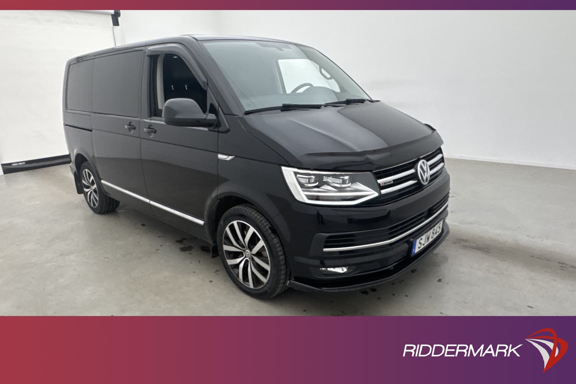 Volkswagen Multivan Highline 4M Värm DynAudio CARPLAY ElDörr