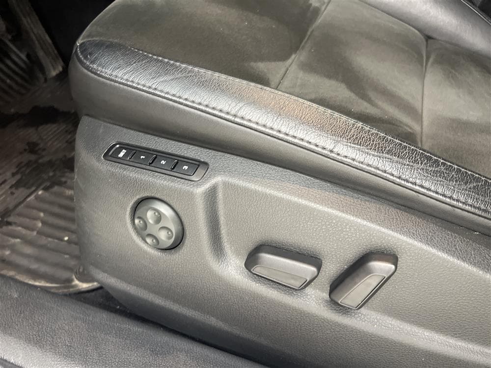 Skoda Superb 2.0 TDI 170hk Värmare Navi Drag 0,54l/milinteriör