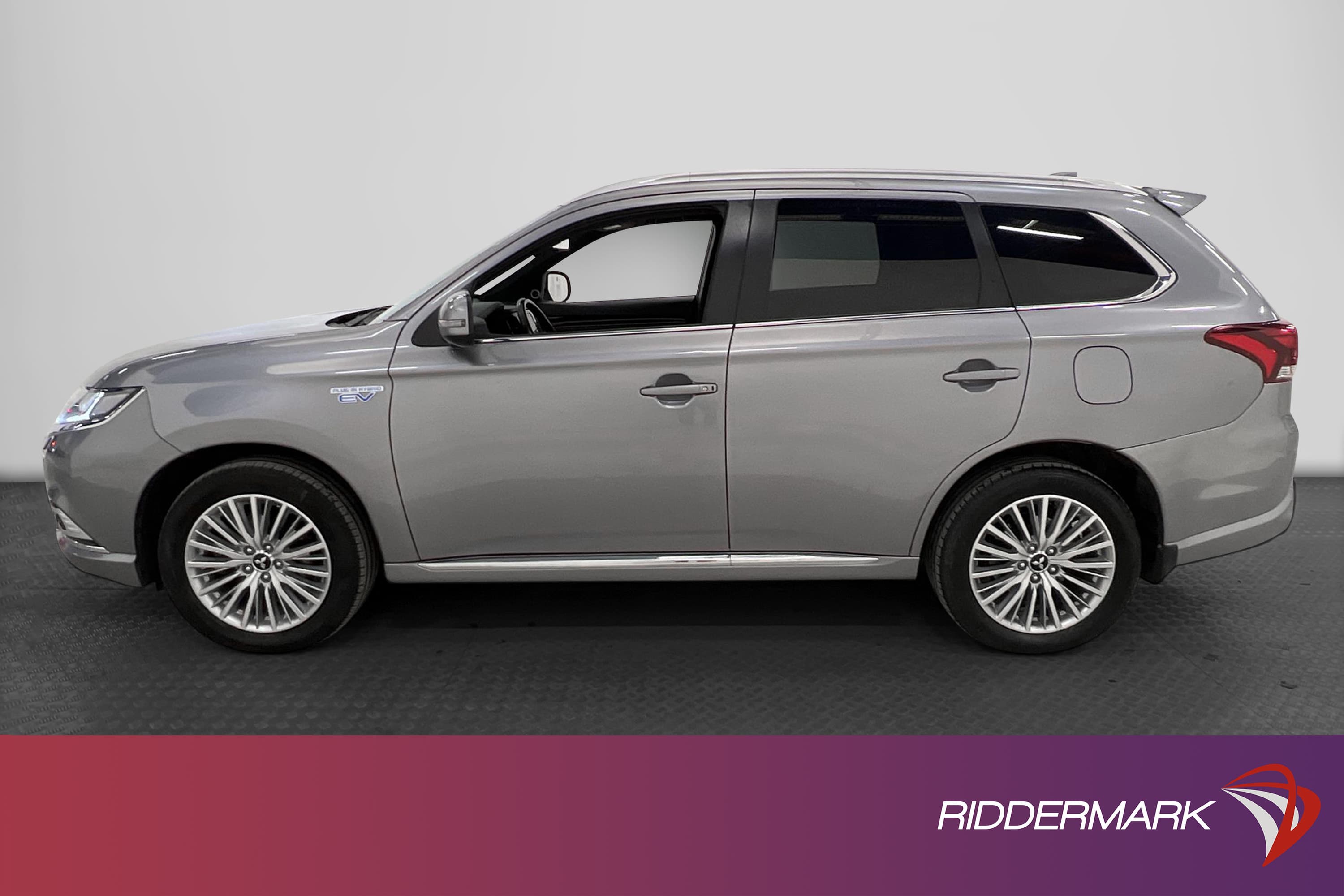 Mitsubishi Outlander PHEV 4WD 230hk