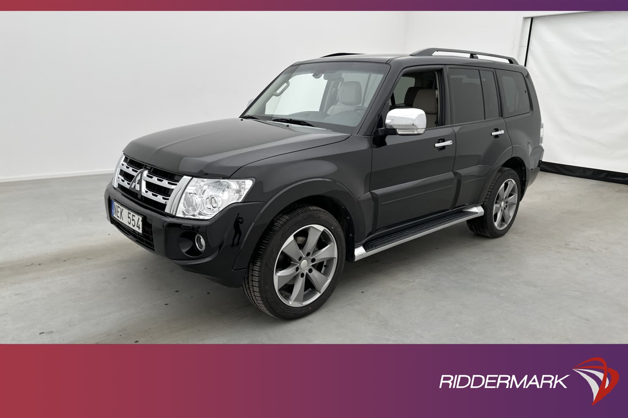 Mitsubishi Pajero 4WD 200hk