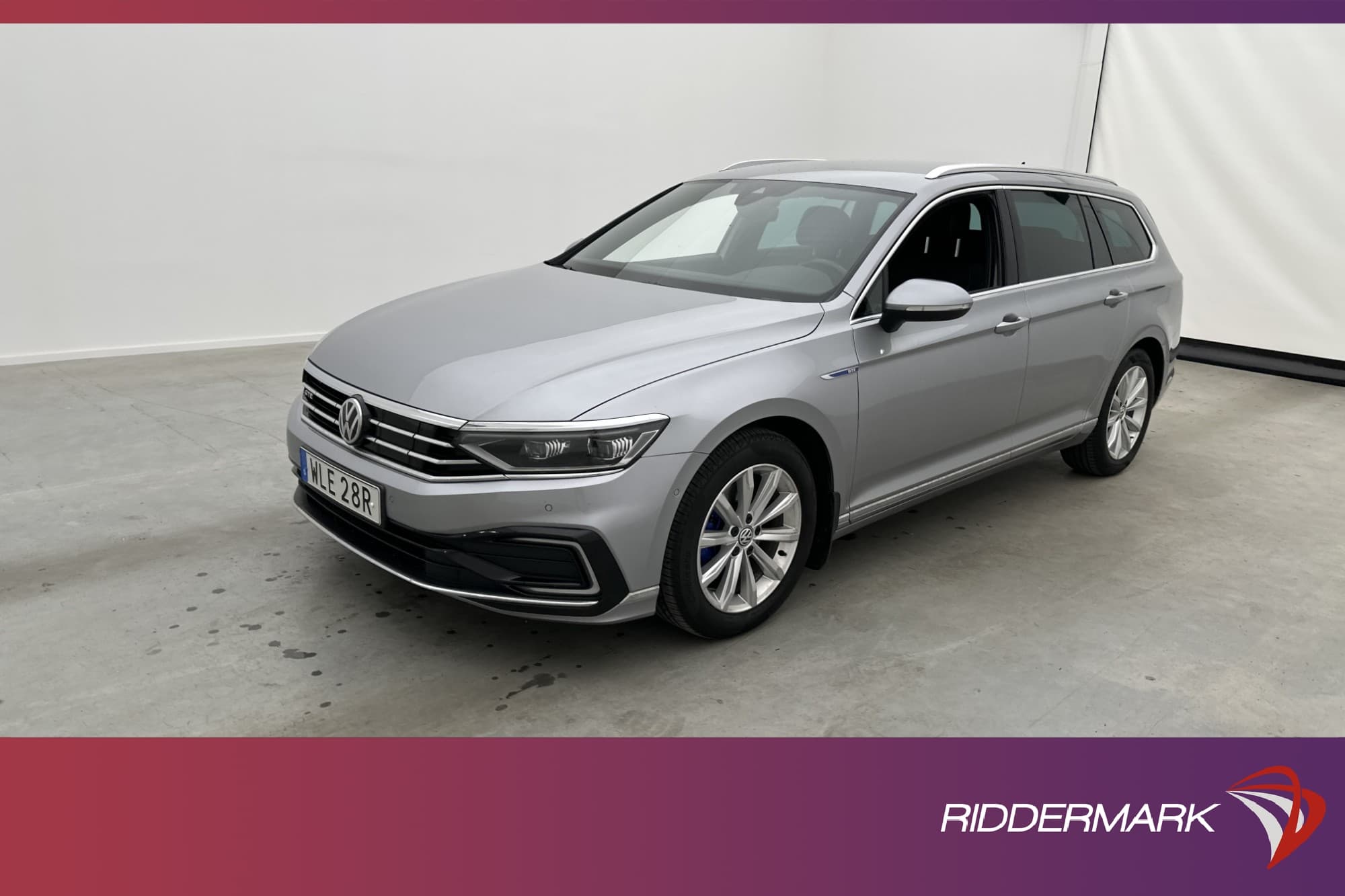 Volkswagen Passat GTE 218hk
