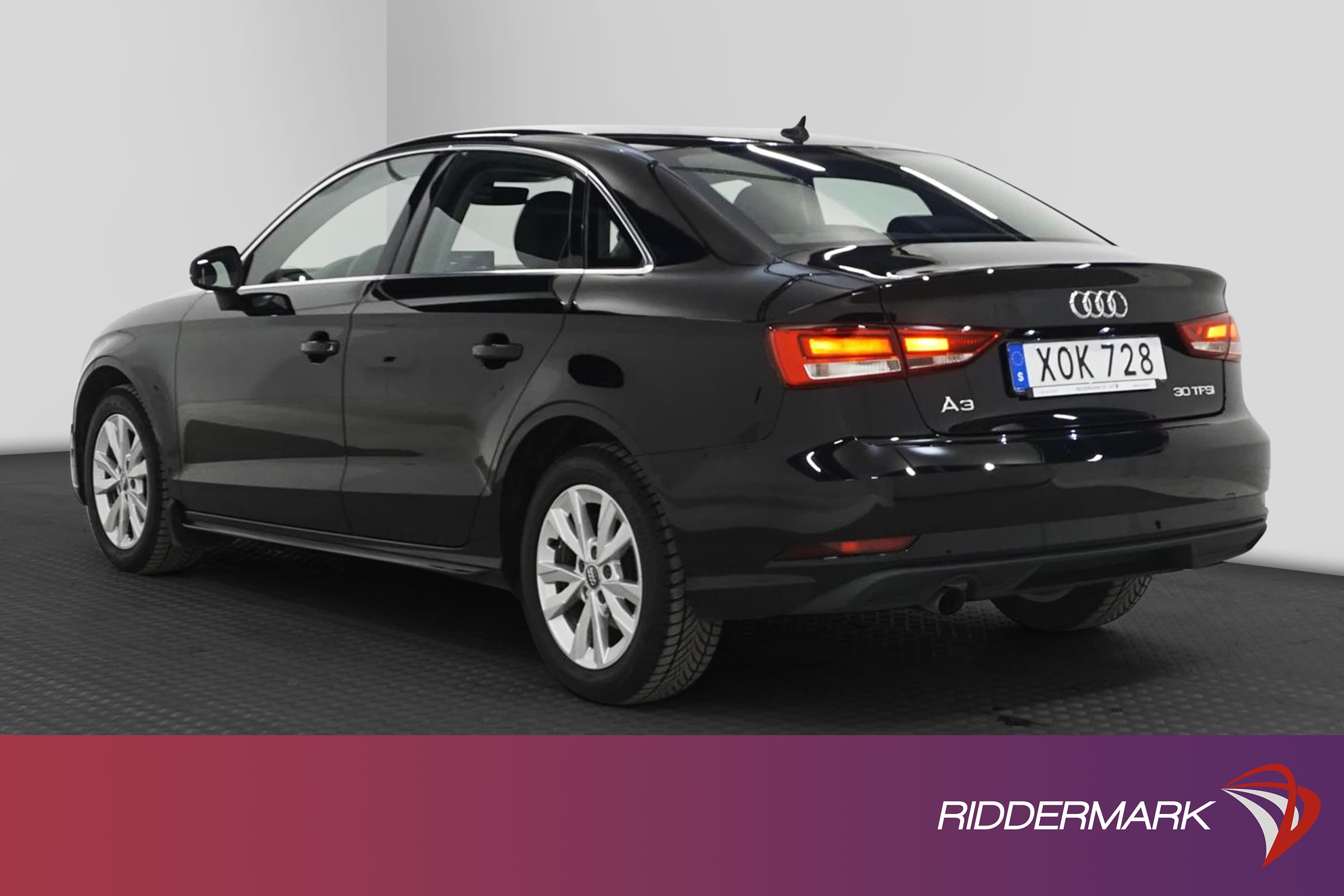 Audi A3 Sedan 30 TFSI 116hk Proline Sensorer 0,51l/mil