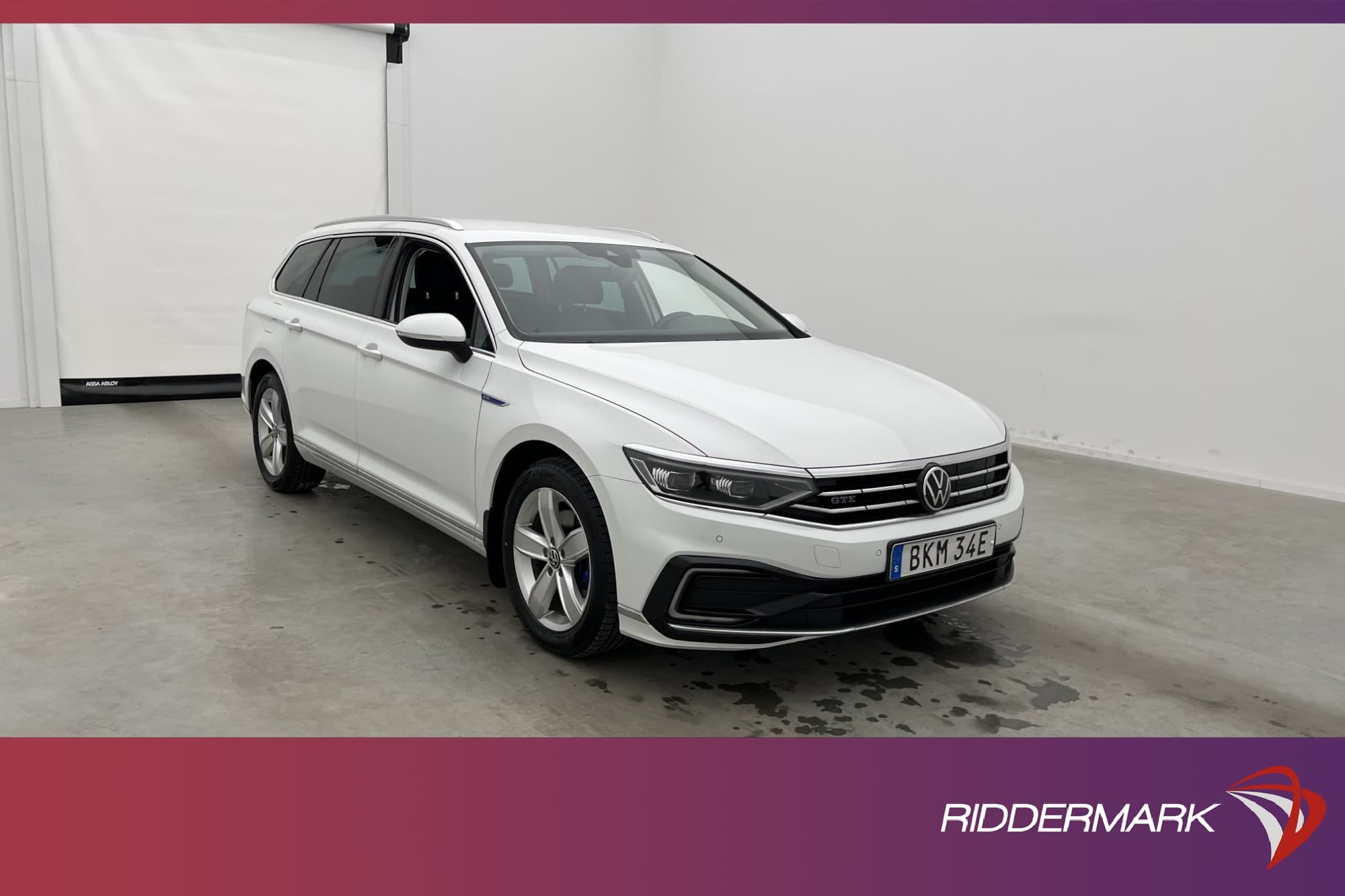 Volkswagen Passat GTE 218hk