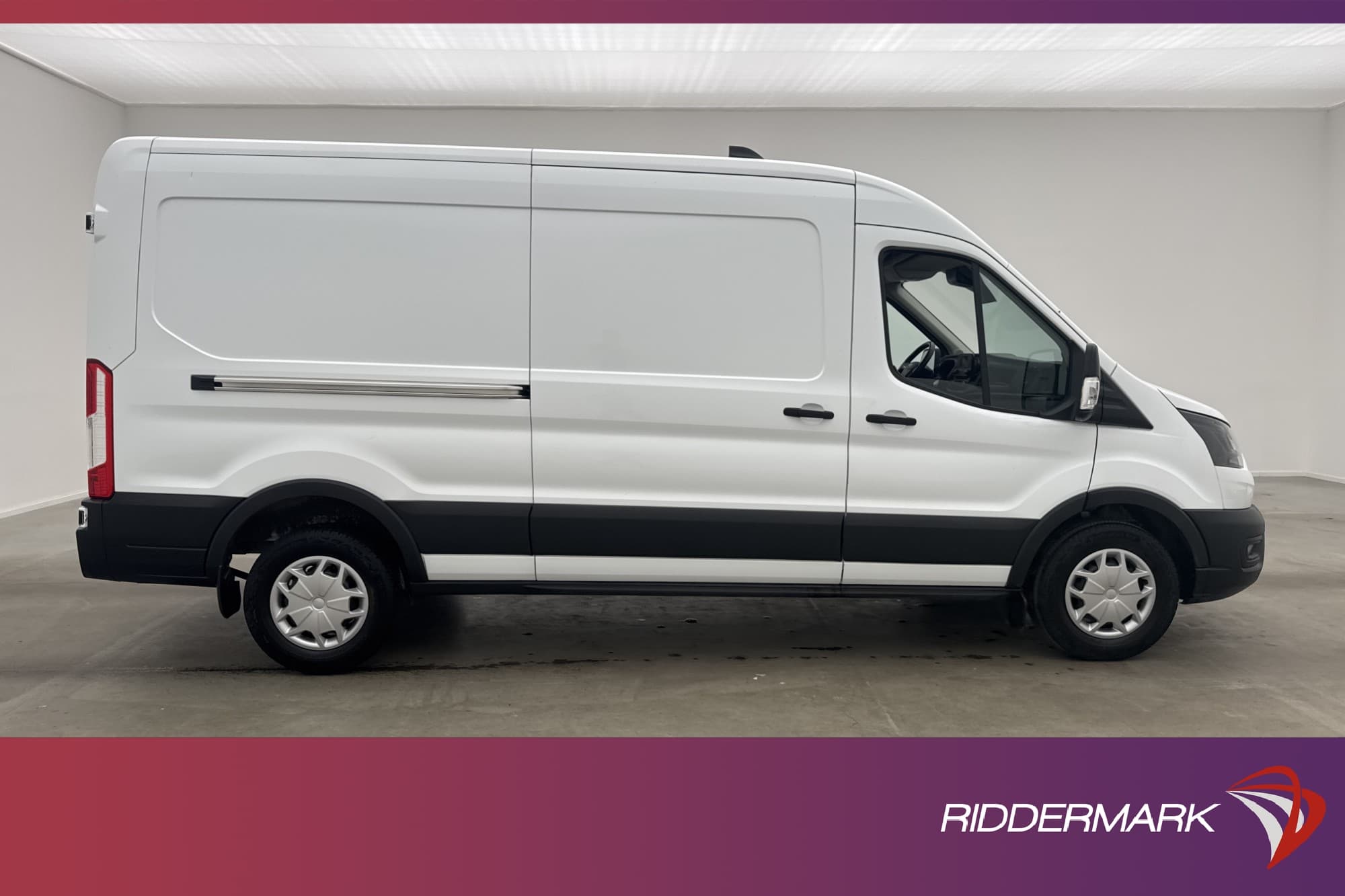 Ford Transit 350 L3H2  170hk Värmare Dragkrok B-Kamera Moms