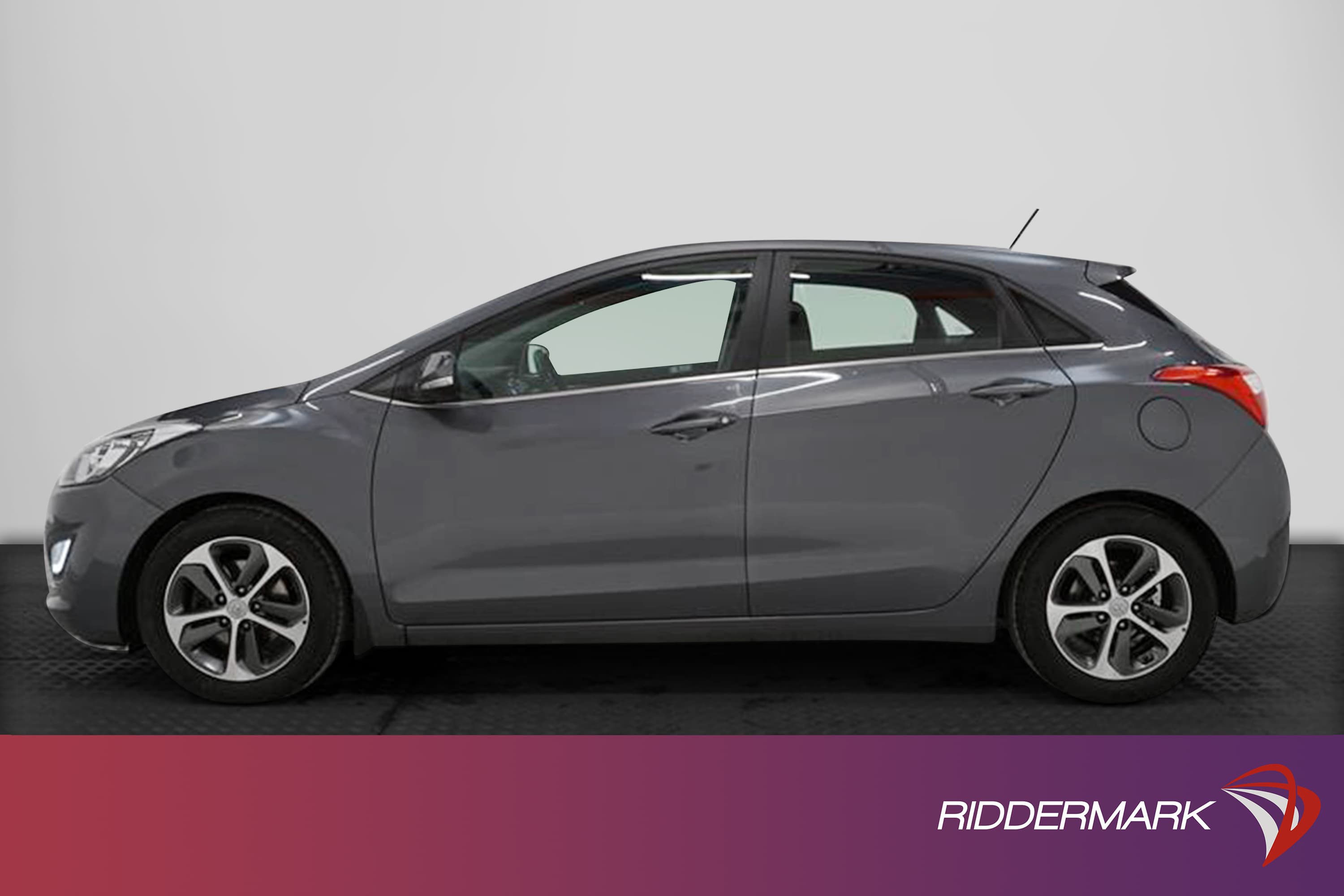 Hyundai i30 1.6 GDI 135hk Välservad PDC Låg Skatt 0,53l/mil