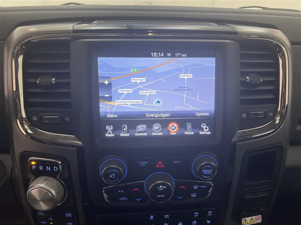 Dodge Ram Sport 1500 5.7 4WD 401hk Taklucka Navi Nyservad interiör