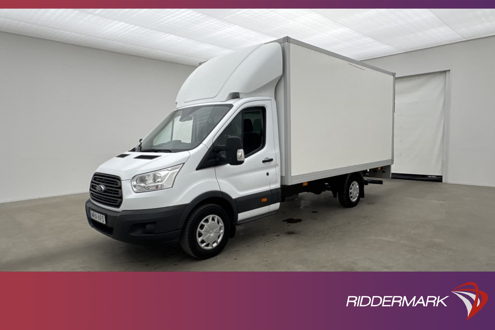 Ford Transit 350 Bakgavellyft