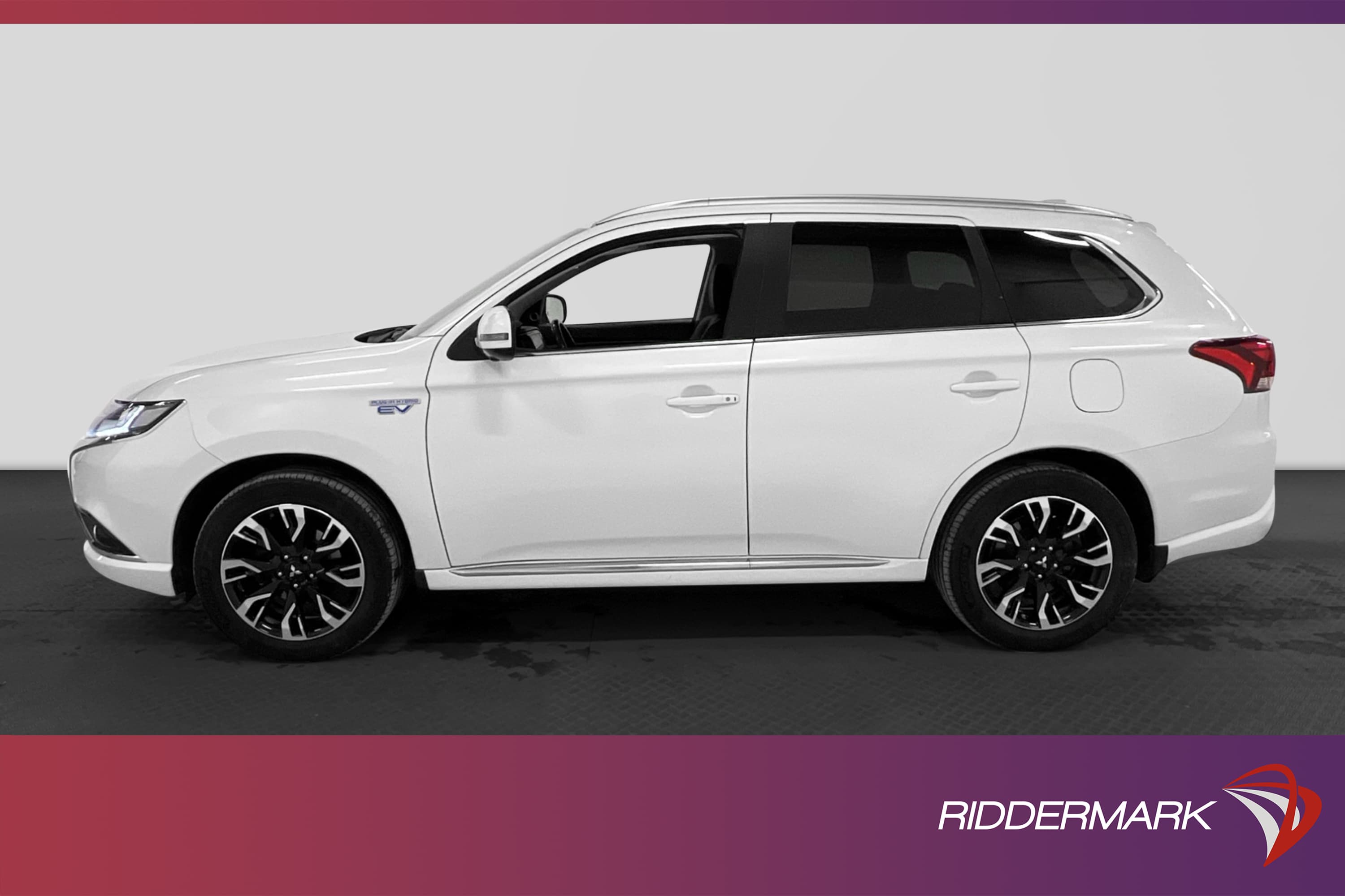 Mitsubishi Outlander PHEV 4WD 203hk