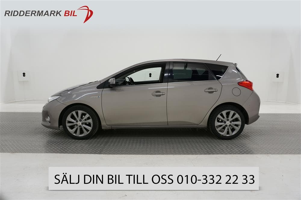 Toyota Auris Hybrid 1.8 VVT-i 99hk