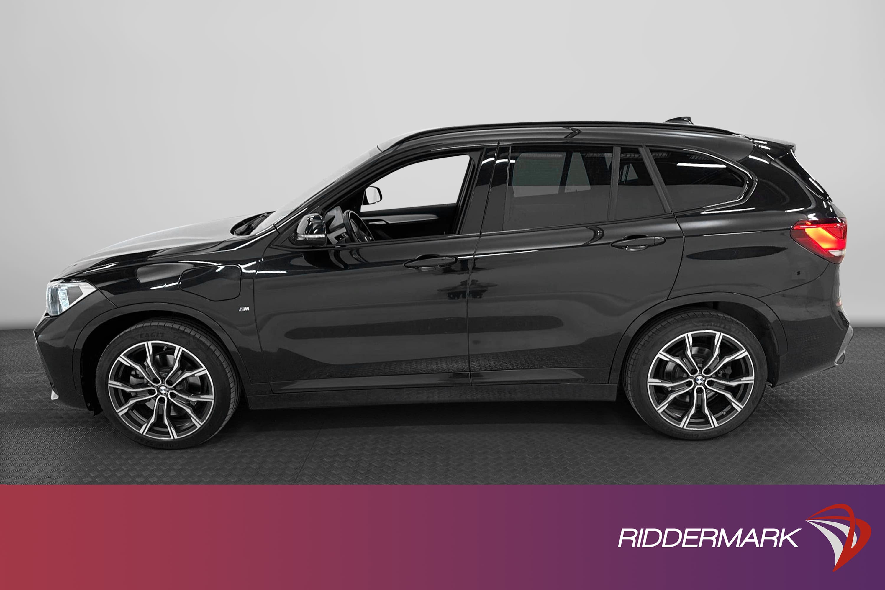 BMW X1 xDrive25e 220hk