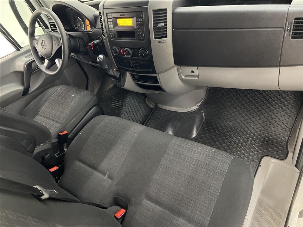Mercedes-Benz Sprinter 211 Aut 114hk Eu6 Värmare Moms interiör