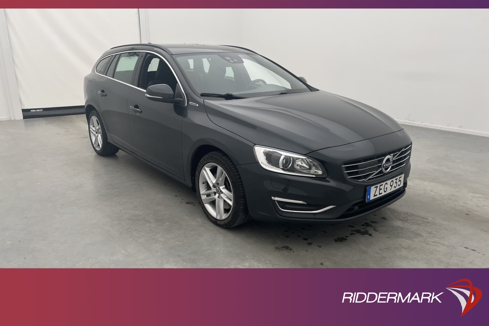 Volvo V60 D5 Plug-in AWD