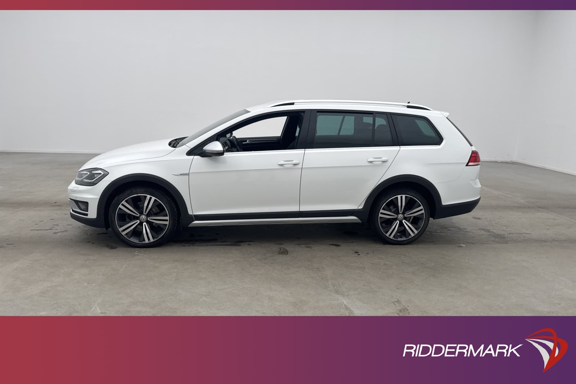 Volkswagen Golf Alltrack 190hk 4M