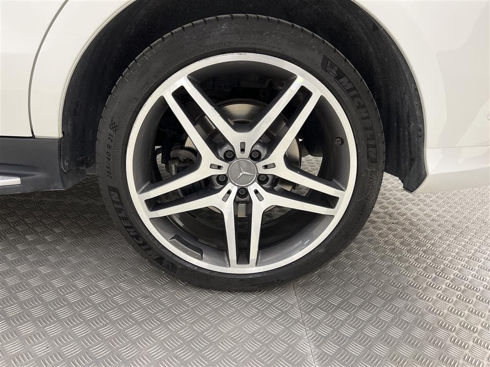 Mercedes-Benz GLE 350d 4M 258hk AMG Värmare Pano H/K 360°interiör