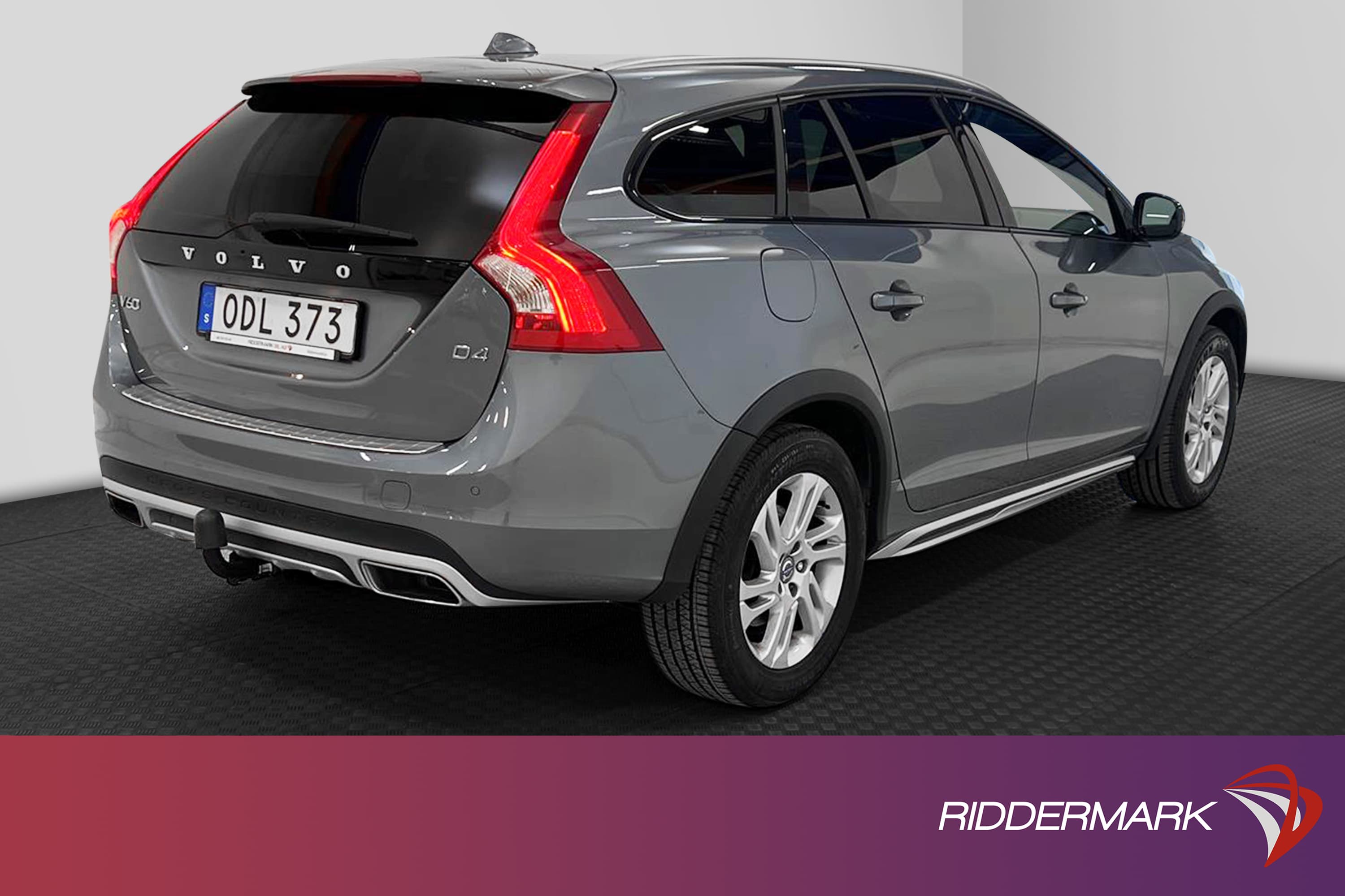 Volvo V60 Cross Country D4 190hk Voc D-Värm Drag BLIS PDC